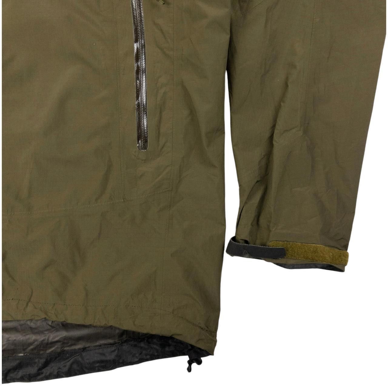 Arc'teryx Vintage Arcteryx Goretex Paclite Shell Zip Up Jacket Size M Size US M / EU 48-50 / 2 - 7 Thumbnail