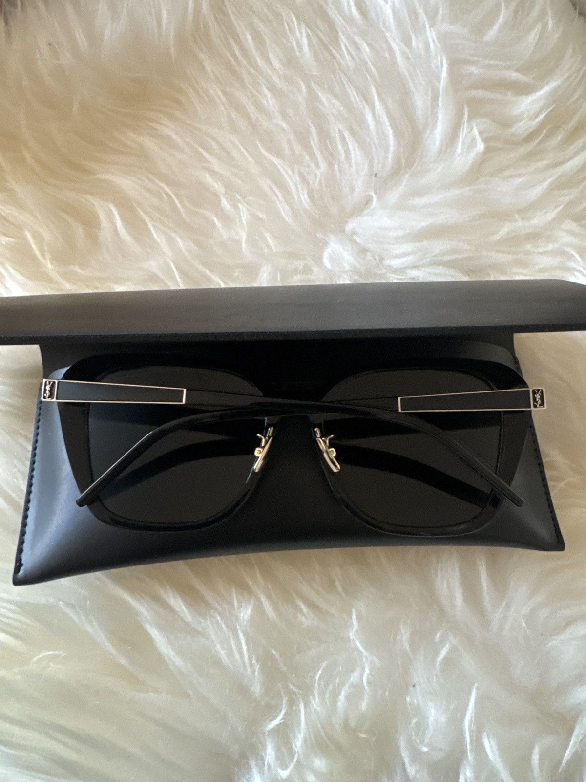 Saint Laurent Paris YSL Sunglasses Size ONE SIZE - 4 Thumbnail