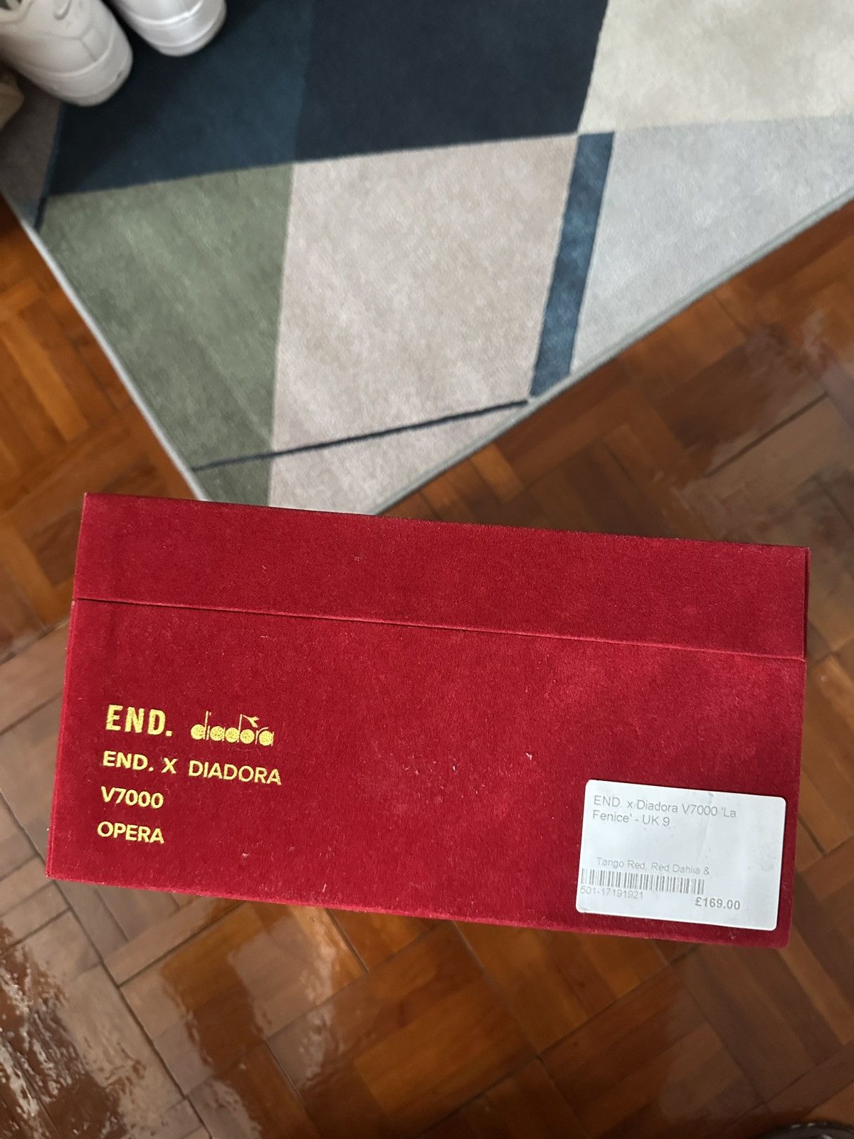 Diadora Diadora x END. Clothing V7000 red suede sneakers Size US 9.5 / EU 42-43 - 10 Thumbnail