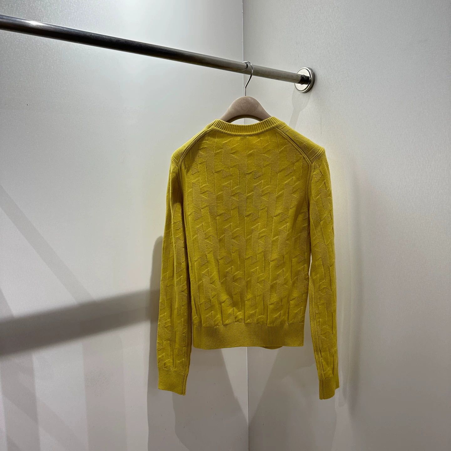 Hermes Hermes may615 Allover H Print Wool Long Sleeve 36 Size XS / US 0-2 / IT 36-38 - 2 Thumbnail