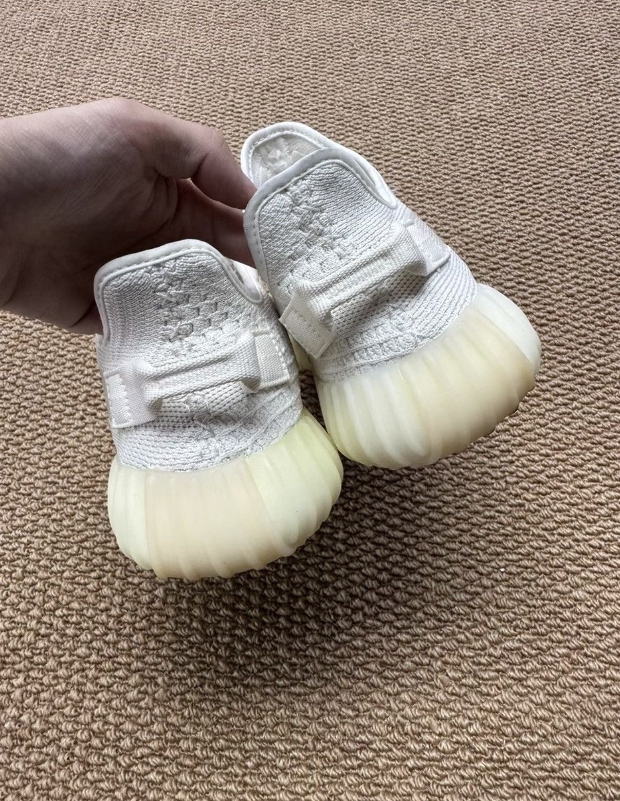 Adidas Adidas Yeezy 350 Bone 2.0 HQ6316 K37 Size US 9 / EU 42 - 7 Thumbnail