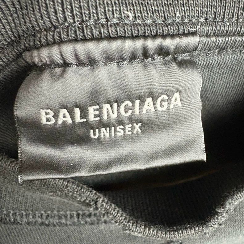 Balenciaga Balenciaga Logo printing of Antwerp palace Size US L / EU 52-54 / 3 - 3 Thumbnail