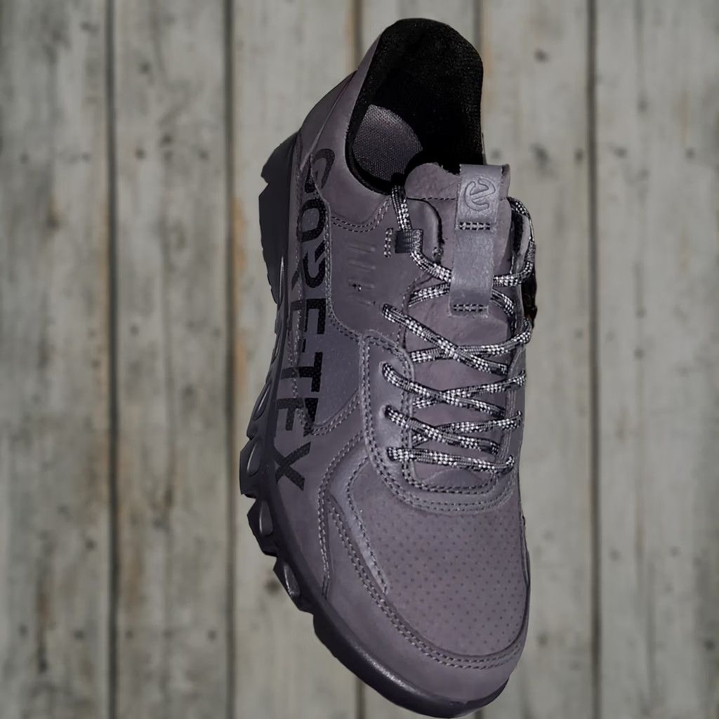 Ecco ECCO multi-vent Women's Nubuck Gore-Tex Outdoor Sneaker 9 Gray Size US 9 / IT 39 - 1 Thumbnail