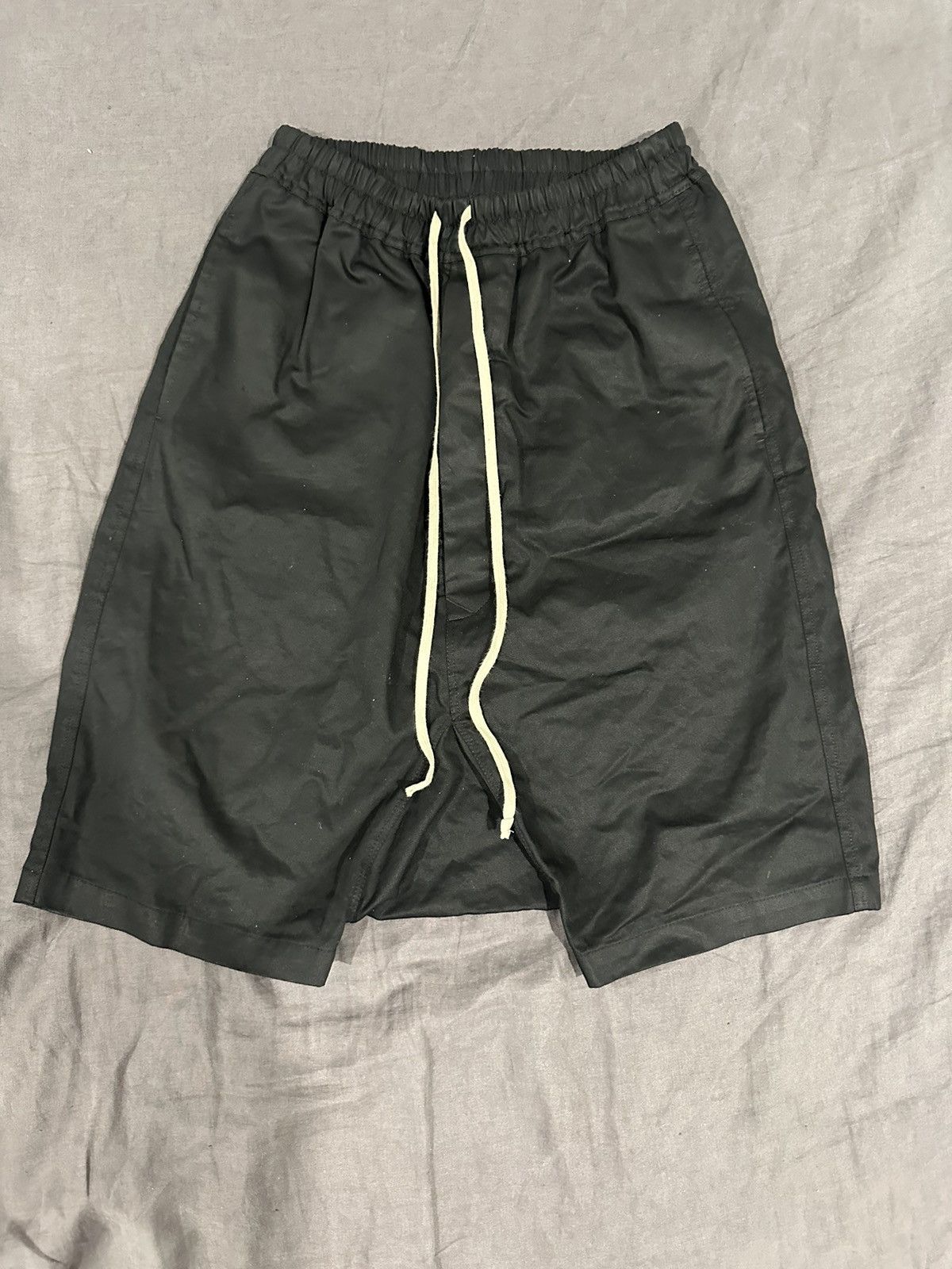 Rick Owens Drkshdw Rick Owens Rick S Pods Bermuda Shorts Size US 34 / EU 50 - 1 Thumbnail