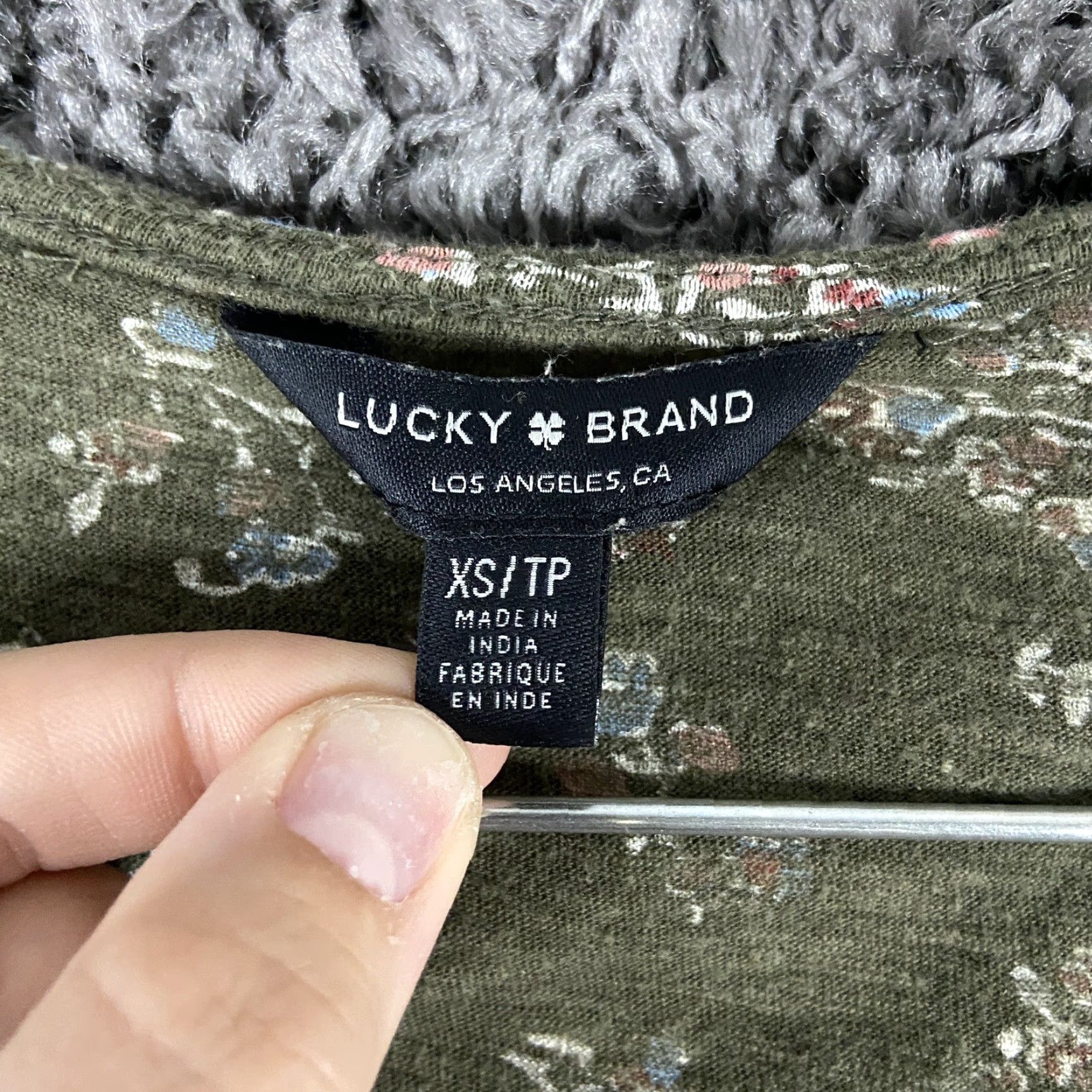 Lucky Brand Lucky Brand Blouse Women’s XS Sheer Sleeves Floral Pattern Multicolored Size XS / US 0-2 / IT 36-38 - 7 Thumbnail
