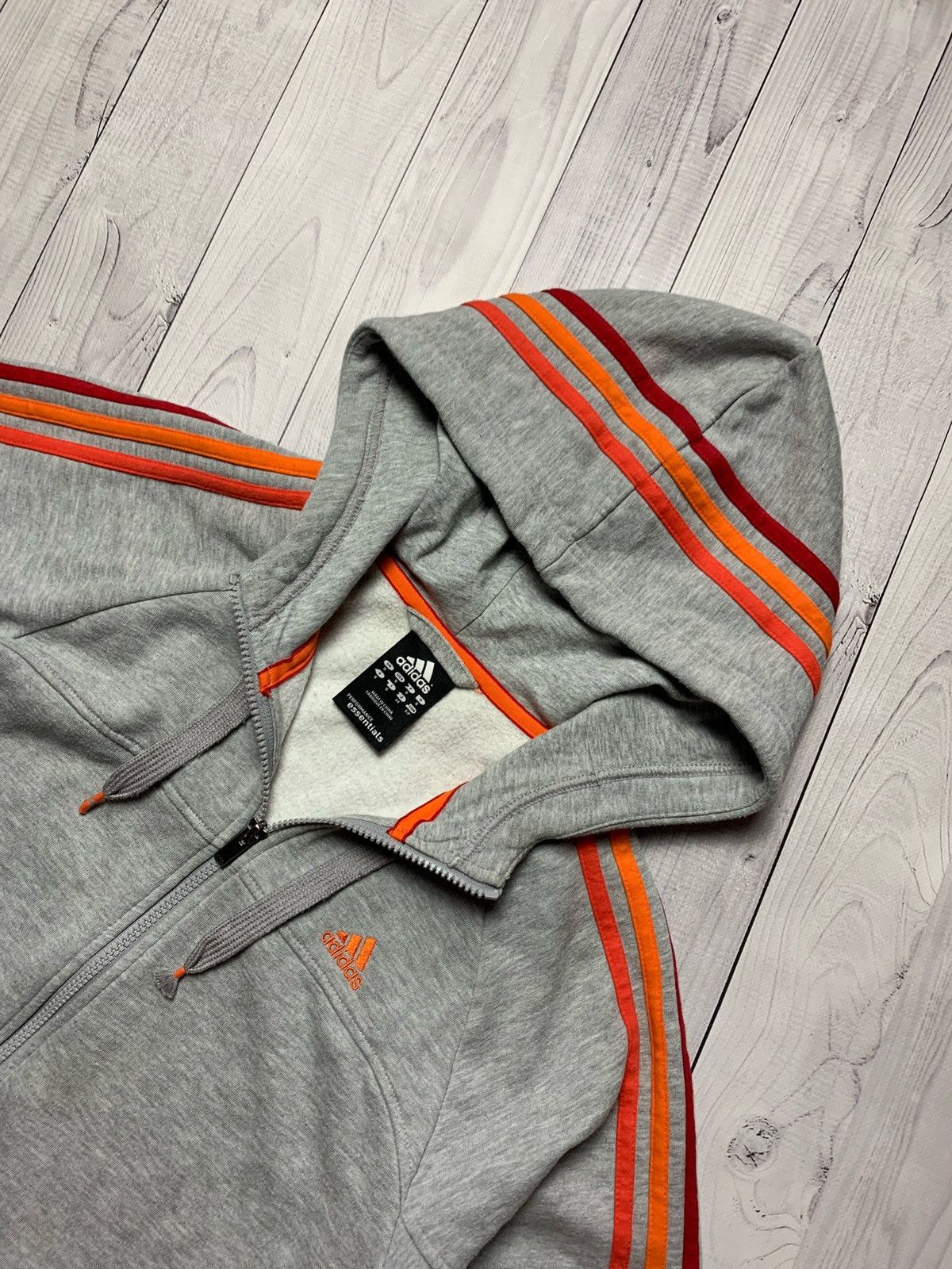 Adidas × Vintage Adidas essentials vintage zip hoodie performance Size S Size US S / EU 44-46 / 1 - 4 Thumbnail