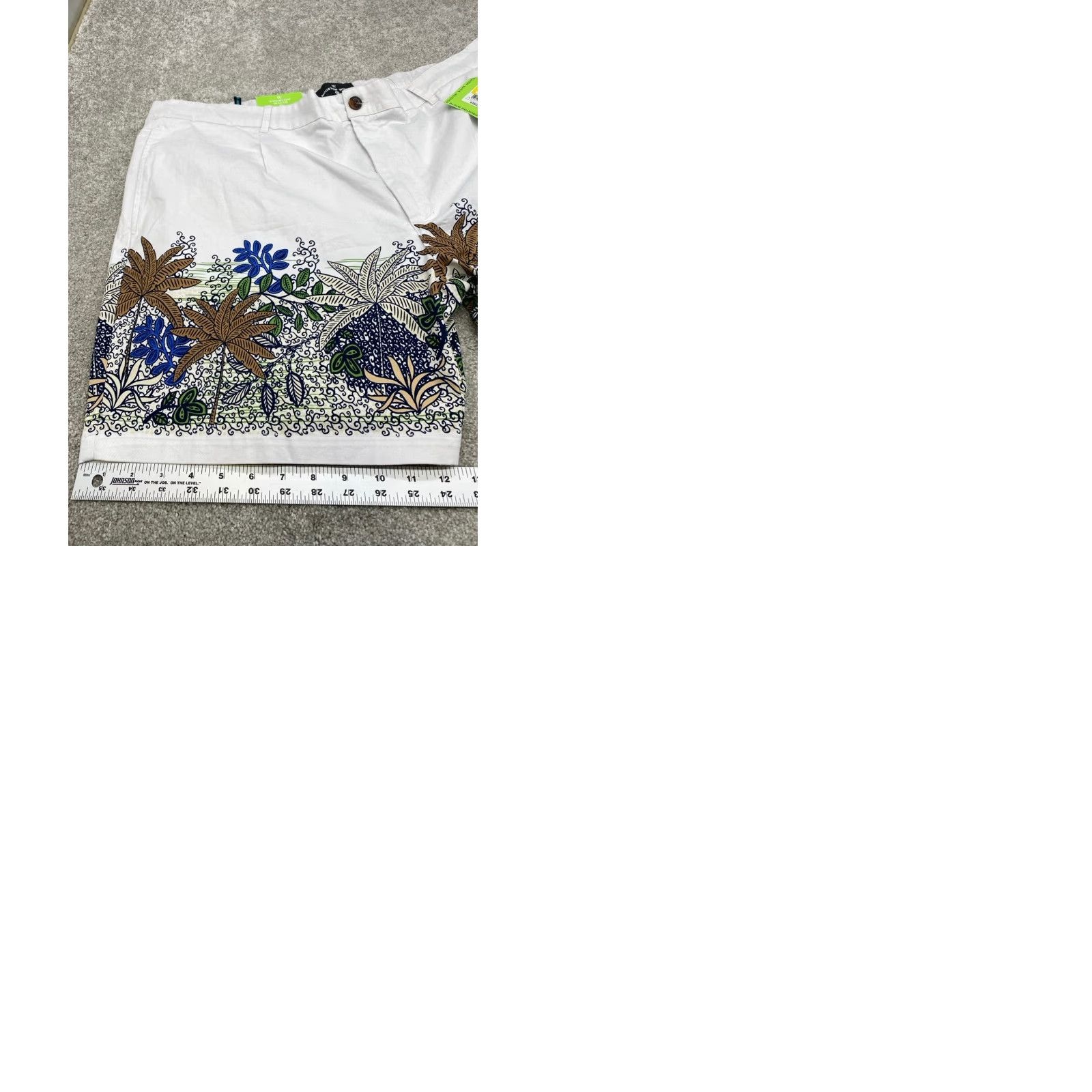 Vintage NWT Houston White Chino Shorts Men's 2XL White Hawaiian Floral Print Stretch NEW Size US 44 / EU 60 - 9 Thumbnail