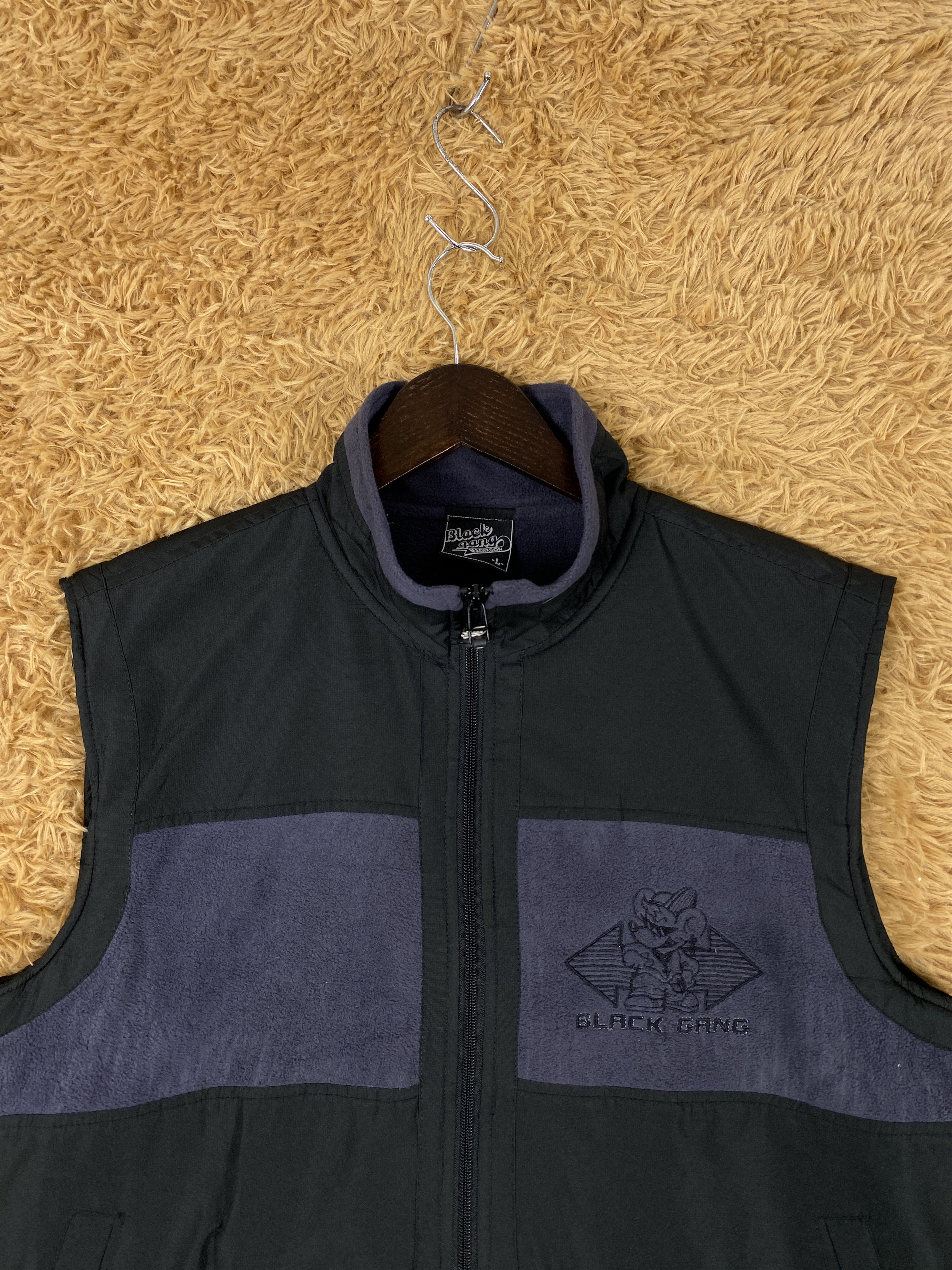 Japanese Brand Vintage Black Gang Fleece Lining Vest Size US S / EU 44-46 / 1 - 3 Thumbnail