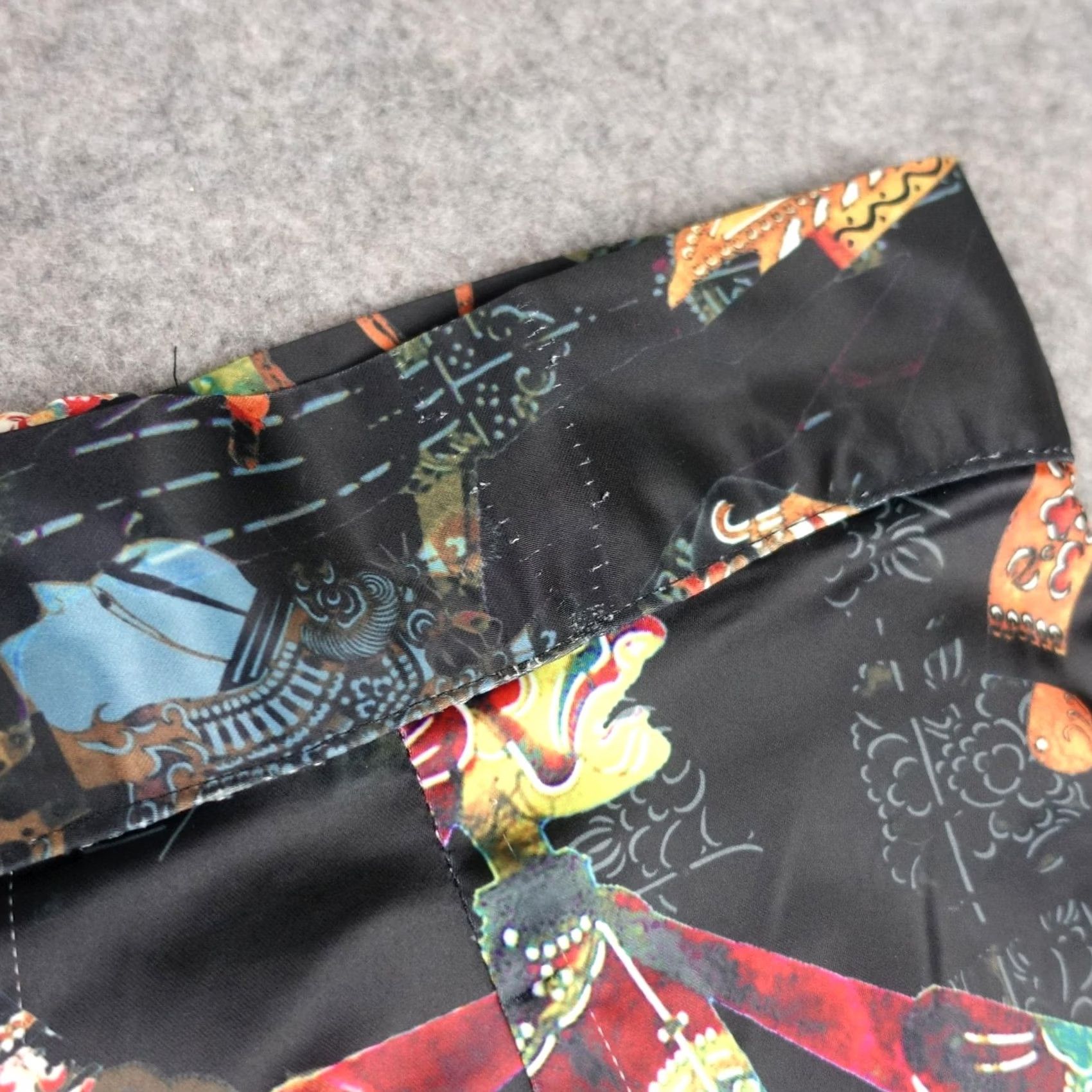 Vintage Womens XL Black Dress Pants Geometric Art Satin Wide-Leg 35 in Waist 29 in Inseam Trousers Vintage No Size 40" / US 18 - 5 Thumbnail