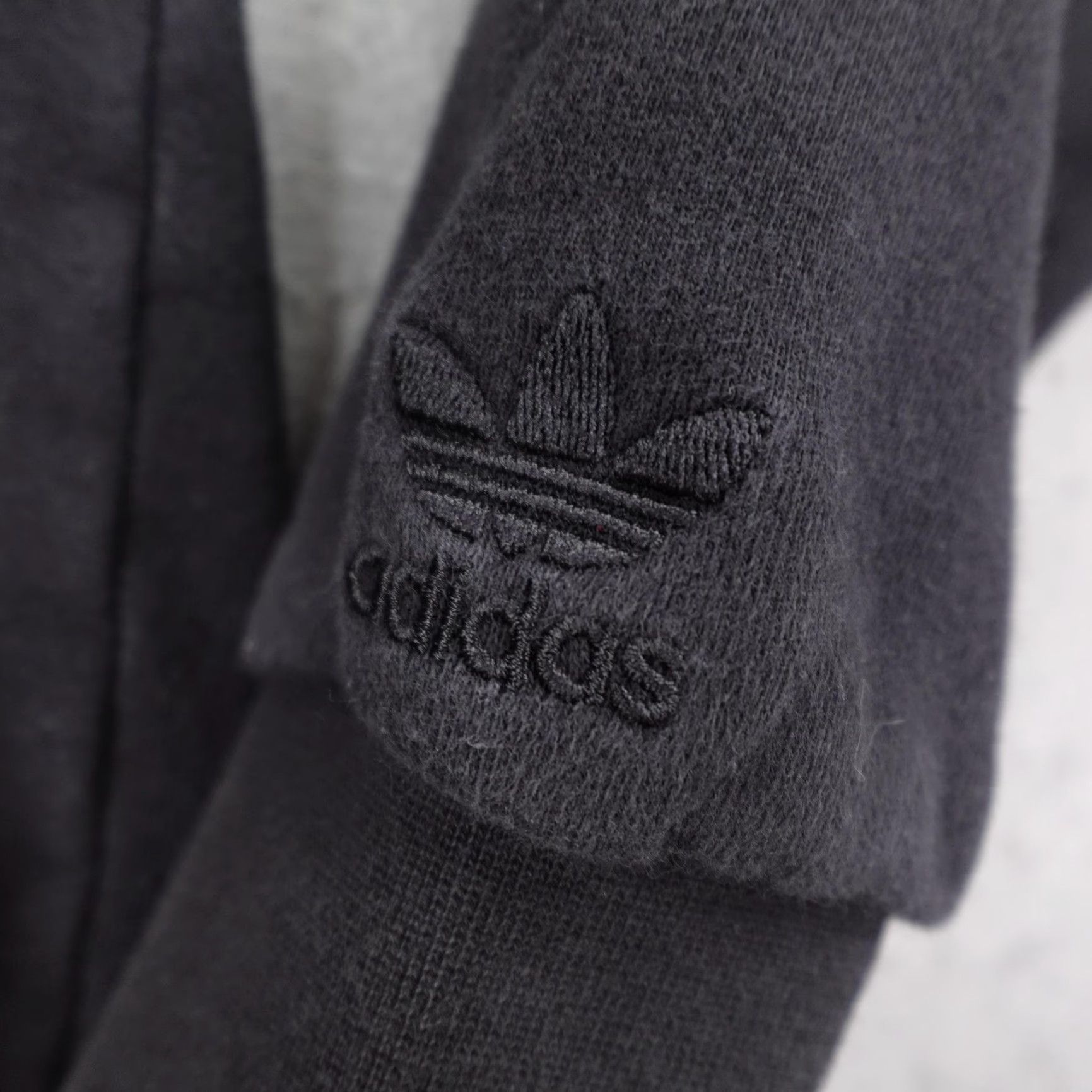 Adidas VINTAGE? No. Adidas Hoodie Mens Medium Black Trefoil Monster Pullover Sweatshirt Sweater Size US M / EU 48-50 / 2 - 5 Thumbnail