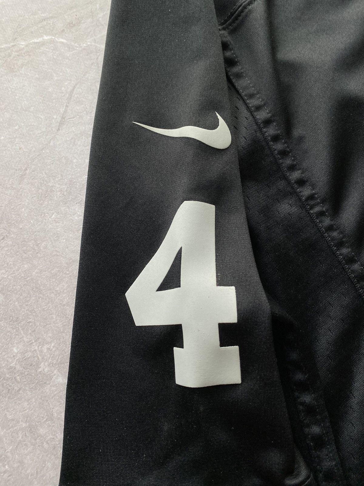 Nike Nike Las Vegas Raiders Derek Carr #4 Jersey NFL On Field Size US M / EU 48-50 / 2 - 4 Thumbnail