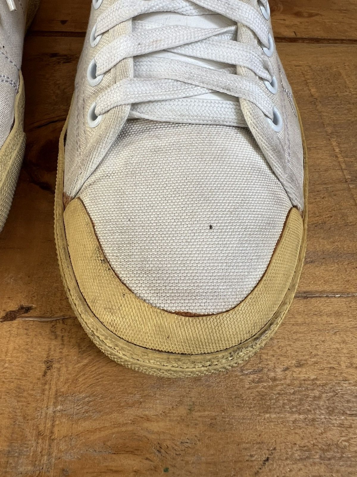 Hedi Slimane × Saint Laurent Paris Saint Laurent yeah baby sneakers Size US 9.5 / IT 39.5 - 7 Thumbnail