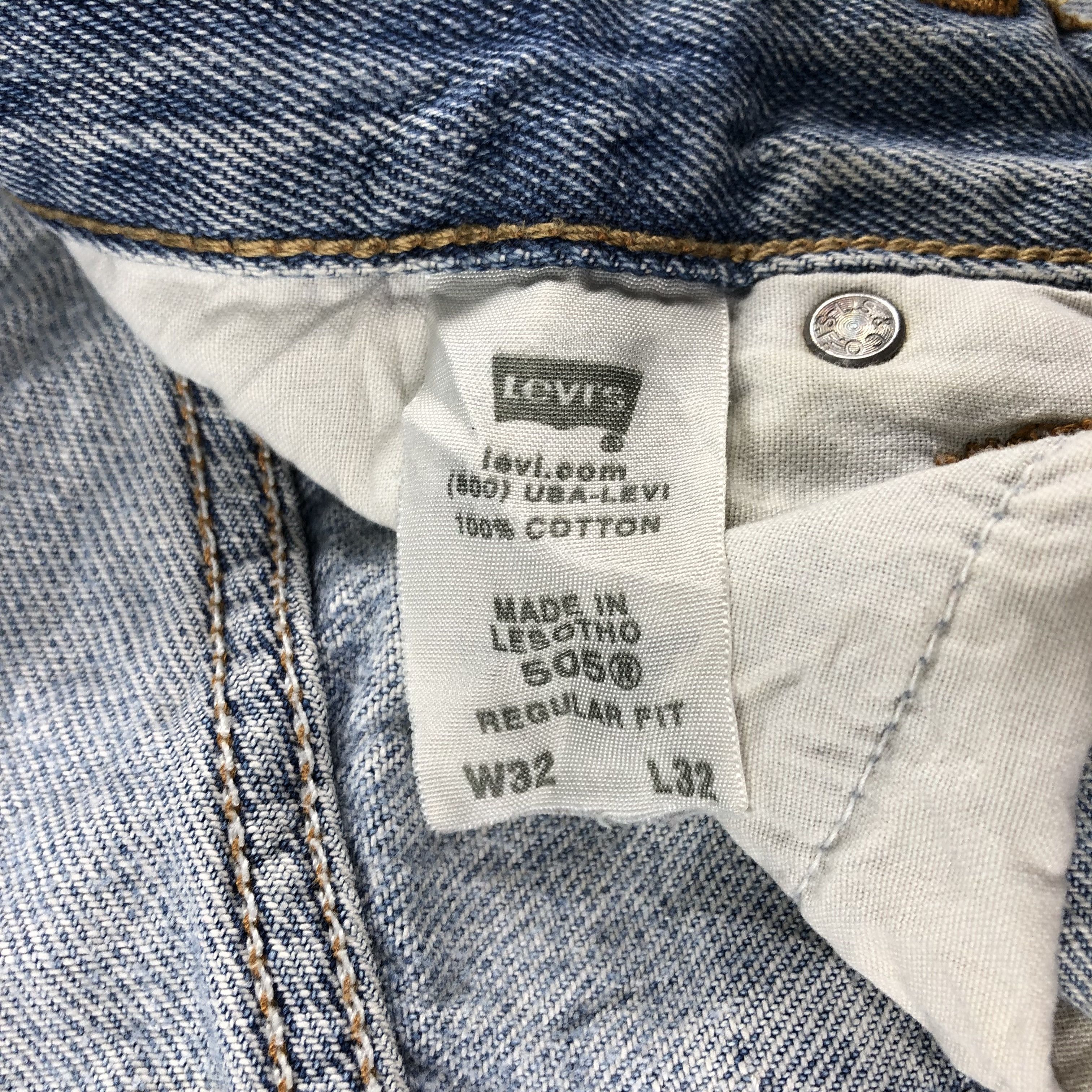Levi's Vintage Light Wash Levis 505 Jeans-J2482 Size US 33 - 16 Thumbnail