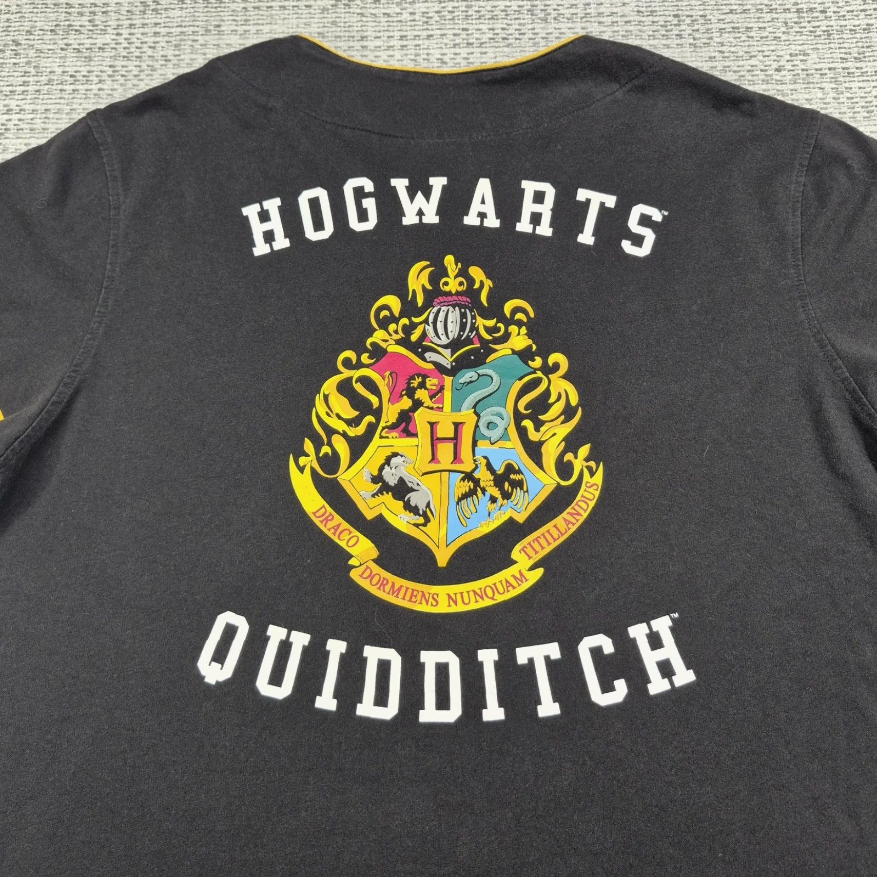 Disney Disney Harry Potter Hogwarts Quidditch Shirt Mens XL Black Baseball Jersey Tee Size US XL / EU 56 / 4 - 2 Thumbnail