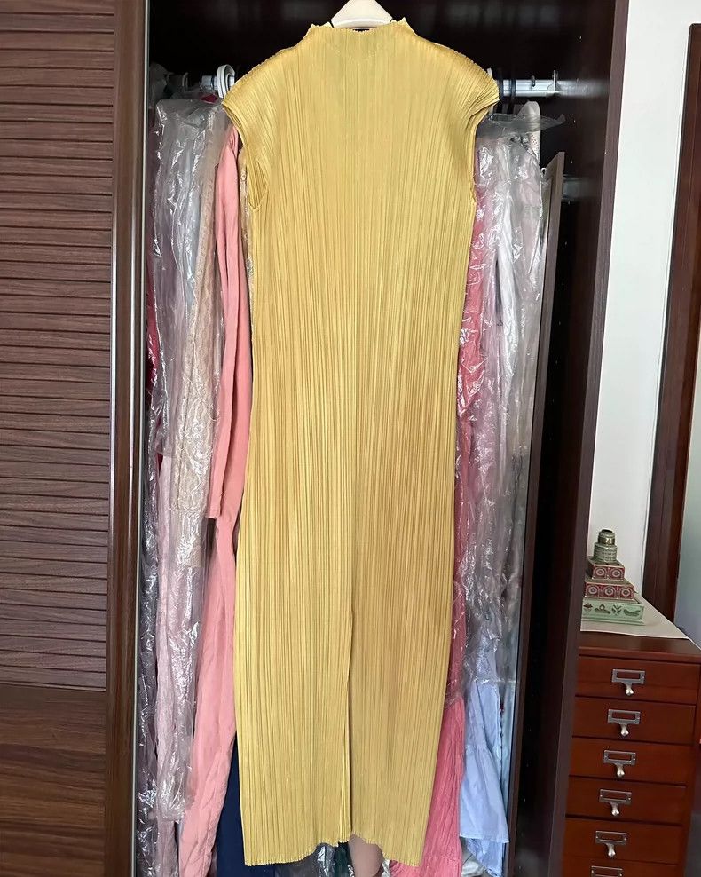 Issey Miyake Issey Miyake Yellow dress Size XXL / US 16-18 / IT 52-54 - 2 Thumbnail
