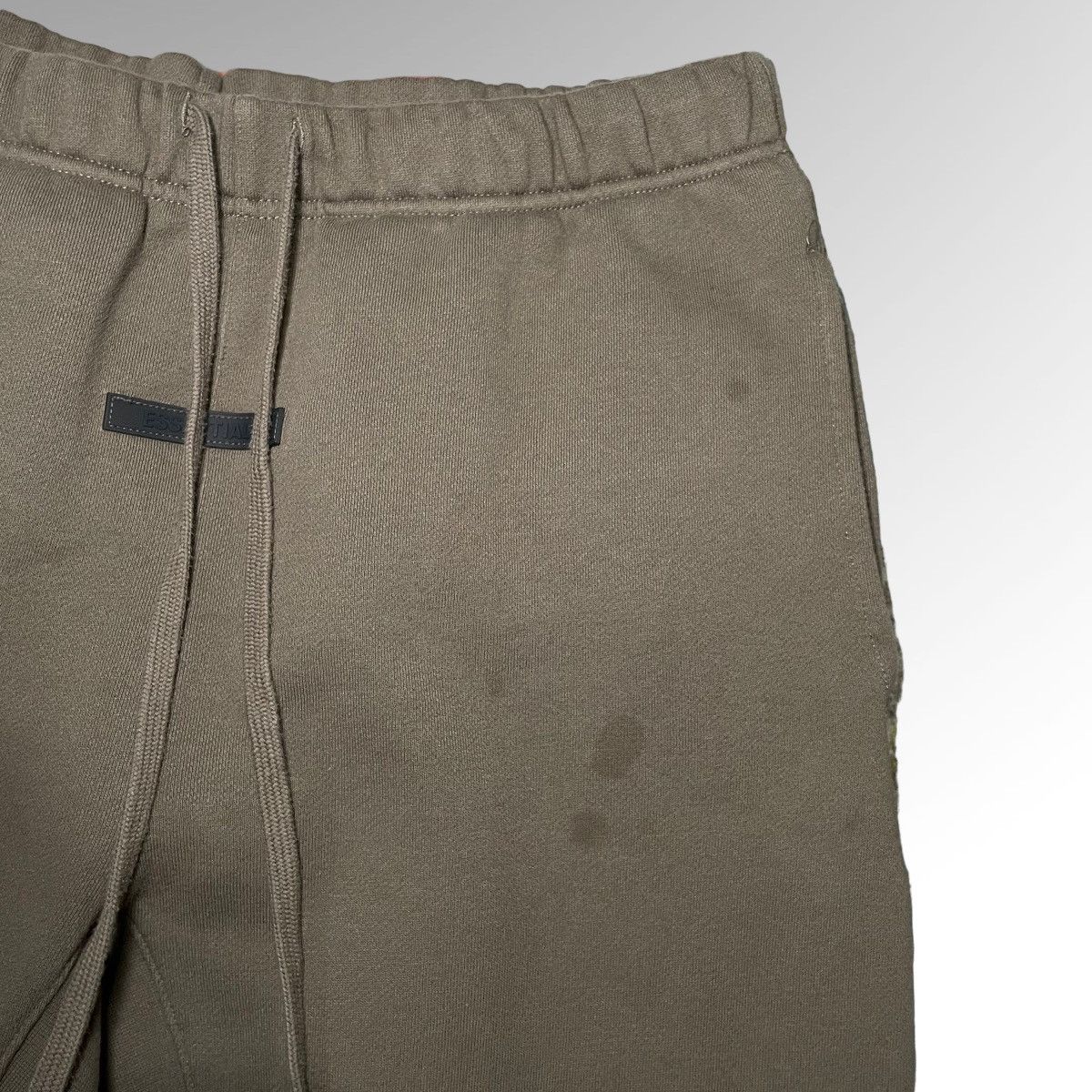 Essentials × Fear of God Fear of God Essentials Taupe Sweatpants 🟤 Size US 32 / EU 48 - 2 Thumbnail