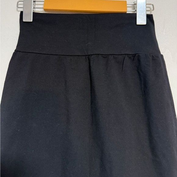Velvet Velvet by Graham & Spencer Black Stretch Knit Skirt Size S Size 26" / US 2 / IT 38 - 3 Thumbnail