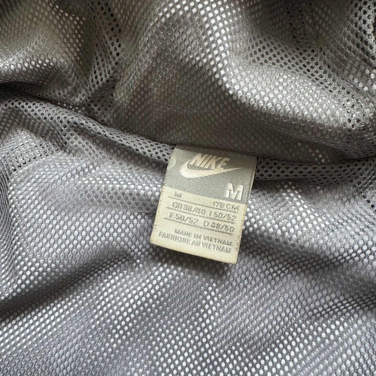 Nike × Vintage Nike Track Set Vintage Jacket and Pants Suit Retro Style Y2K Size US 32 / EU 48 - 16 Thumbnail