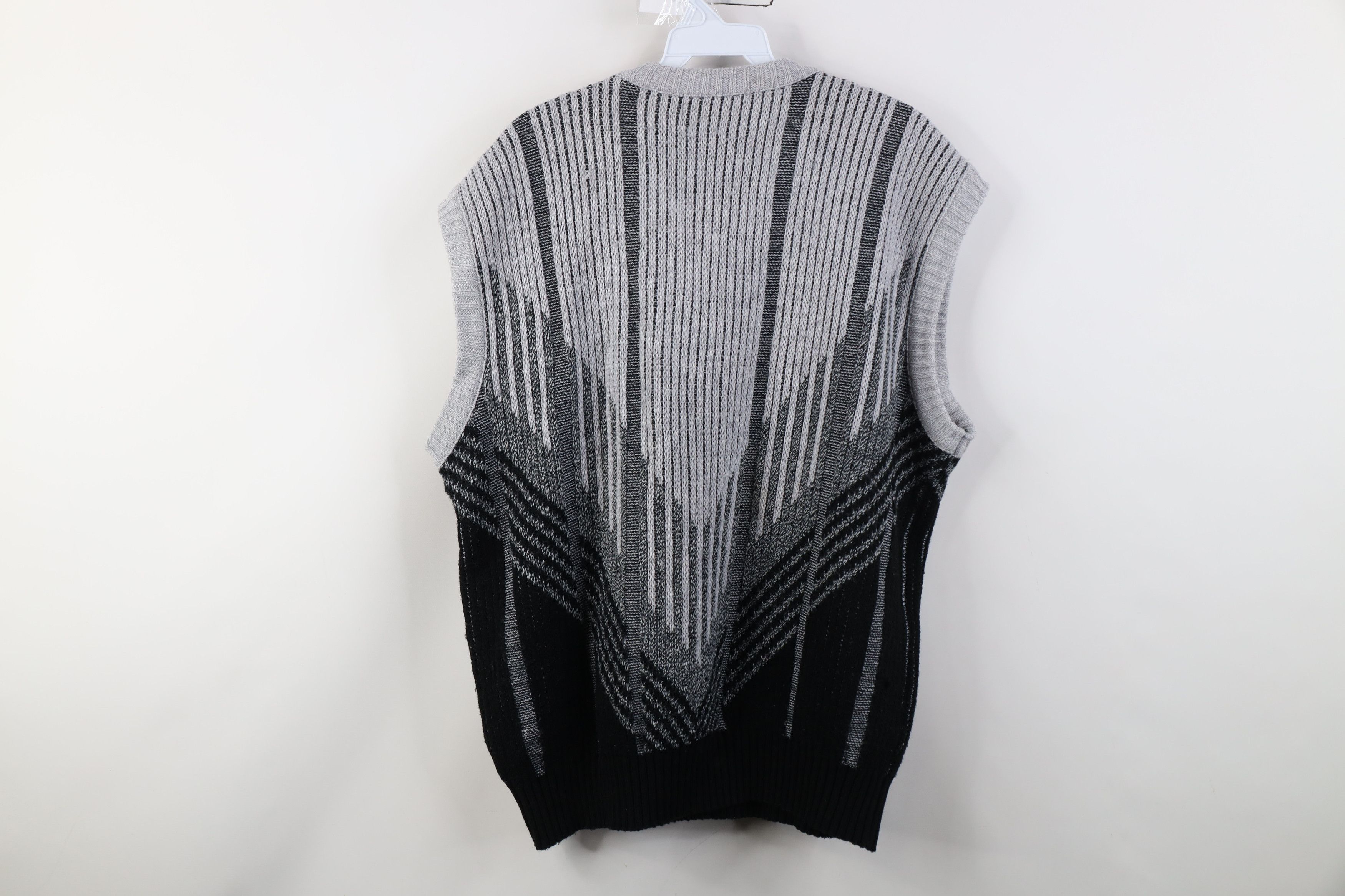 Vintage Vintage 90s Streetwear Ribbed Knit V-Neck Sweater Vest Size US XL / EU 56 / 4 - 7 Thumbnail