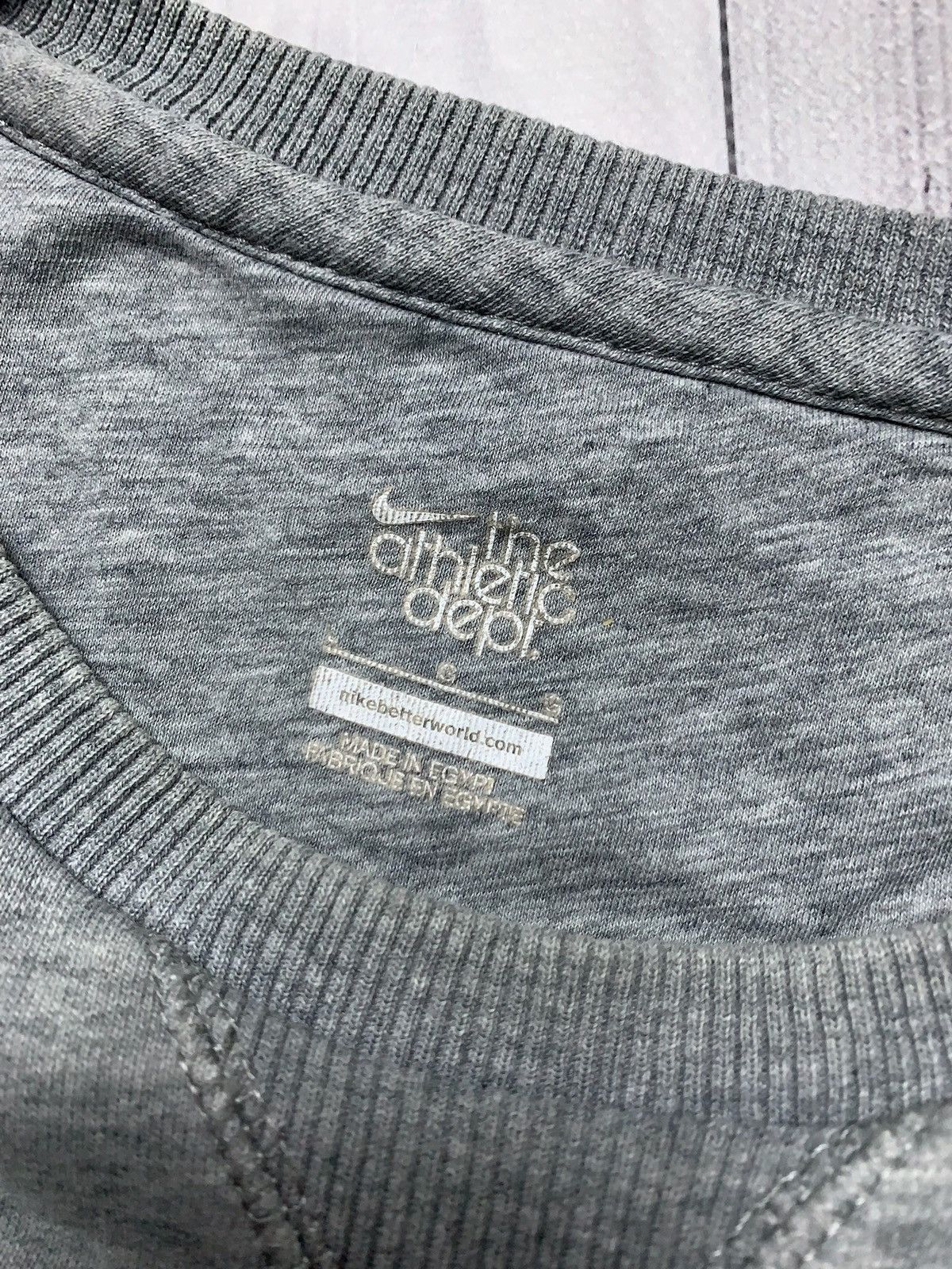 Nike × Vintage Vintage Nike Celtic soccer sweatshirt logo size L Size US L / EU 52-54 / 3 - 5 Thumbnail