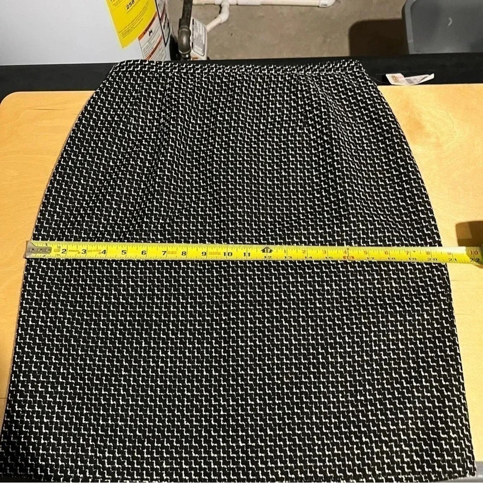 Talbots NWT Talbots Tweed Skirt Black White Women’s Size 10 Office Size 32" / US 10 / IT 46 - 9 Thumbnail