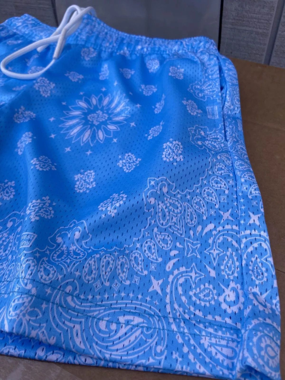 Bravest Studios ⚡️Bravest Studios Light Blue Paisley Shorts M Medium NEW⚡️ Size US 30 / EU 46 - 2 Thumbnail