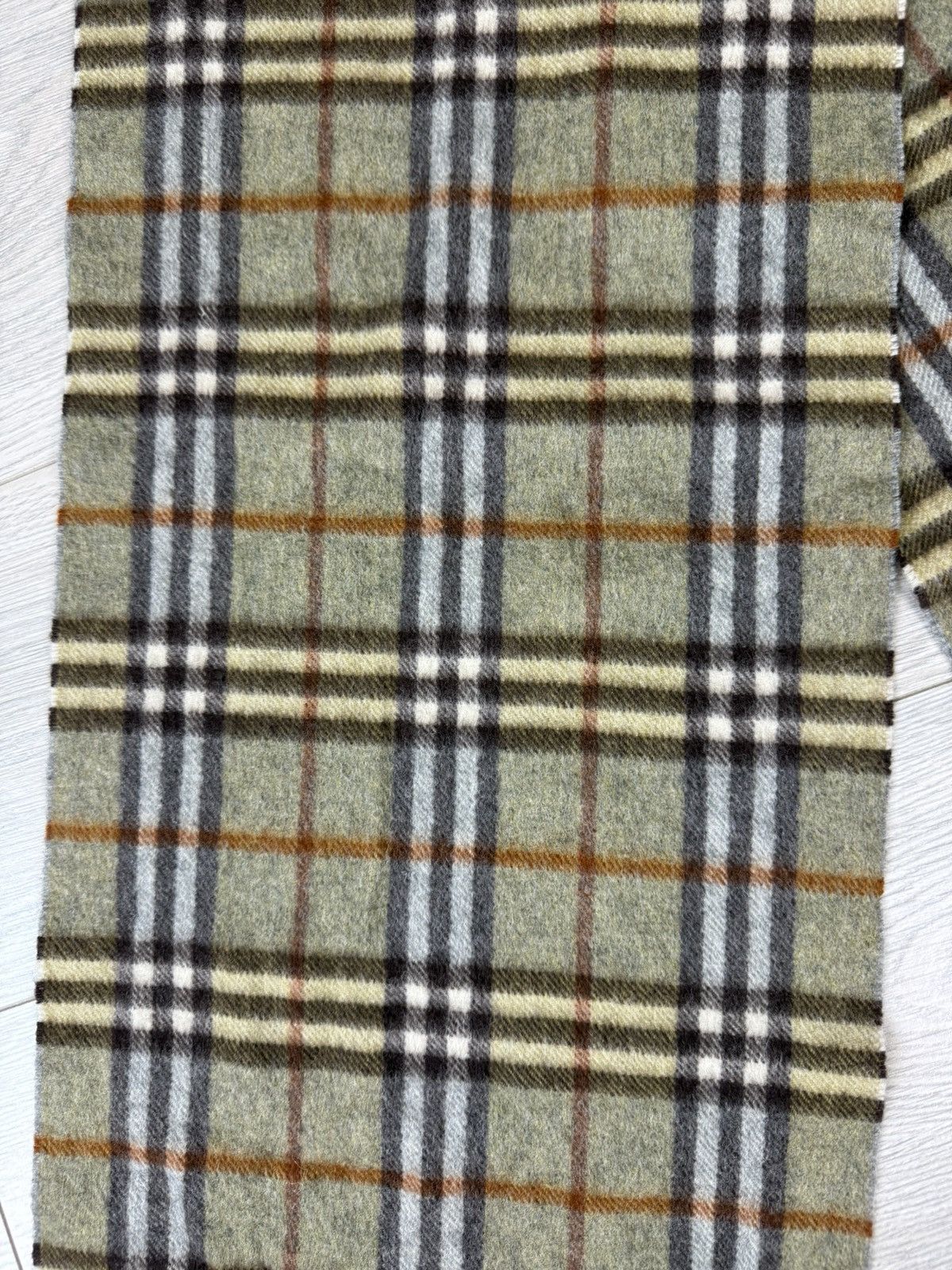 Burberry Burberry Nova Check cashmere Scarf Size ONE SIZE - 3 Thumbnail