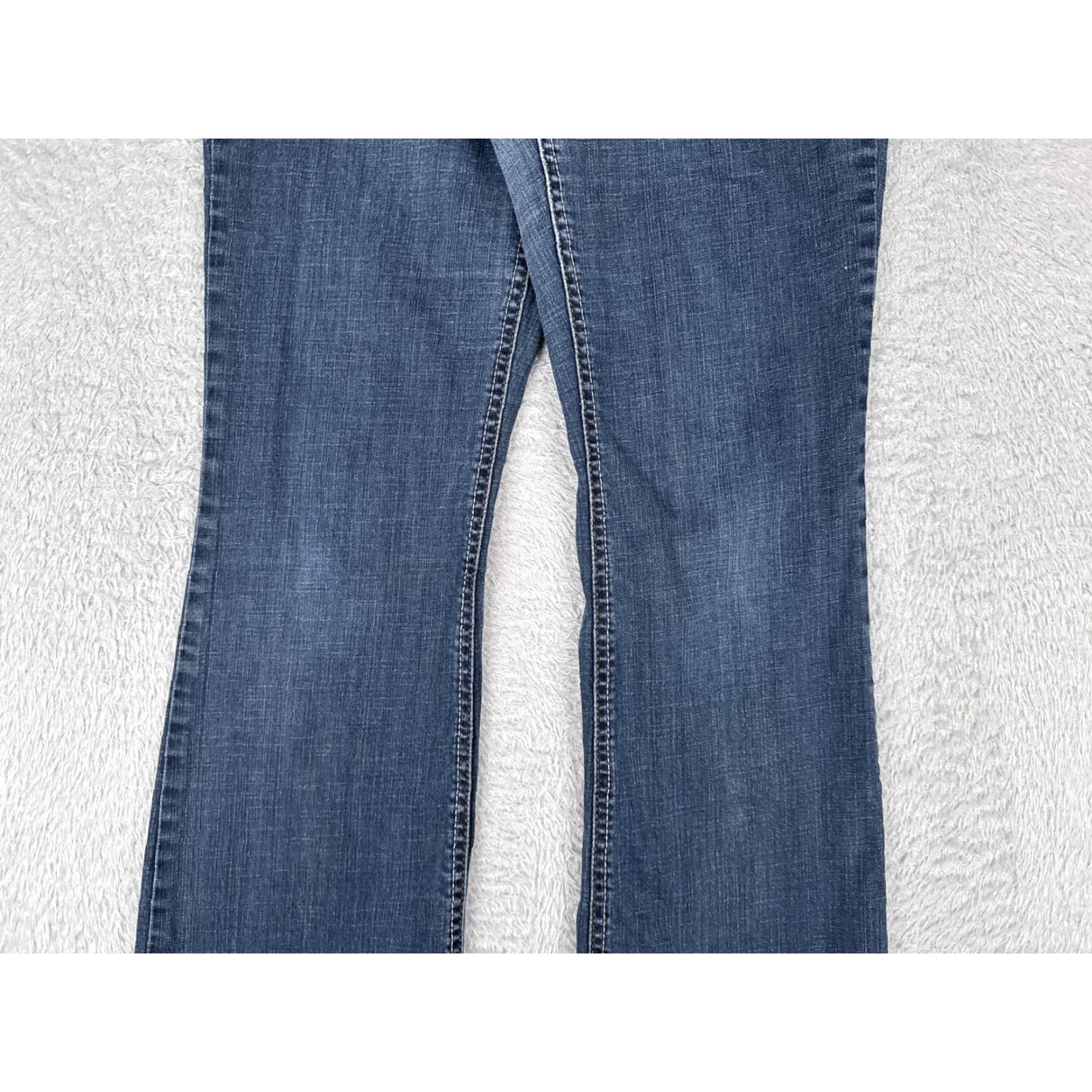 L.E.I. VINTAGE LEI Sophia Hiphugger Flare Jeans Womens 13 Blue Denim Mid Rise Bootcut 30x30 Size 34" / US 12 / IT 48 - 3 Thumbnail