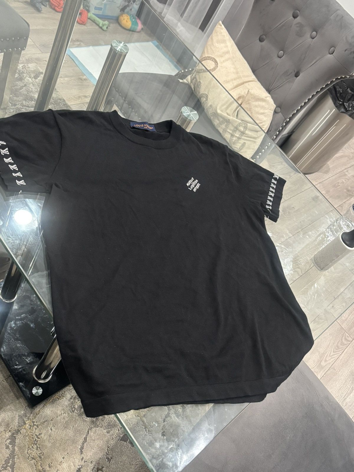 Louis Vuitton Louis Vuitton Short-Sleeved Cotton Crewneck Authentic Size US S / EU 44-46 / 1 - 1 Thumbnail