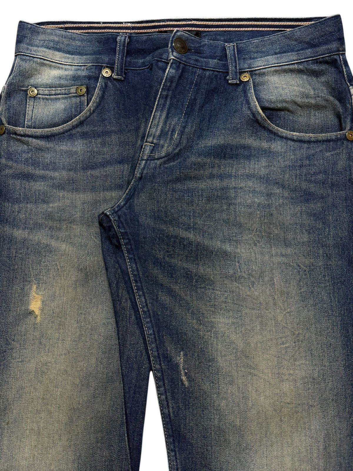 Tornado Mart Vintage Y2K Mud Wash Faded Whisker Distress Straight Leg Size US 31 - 4 Thumbnail