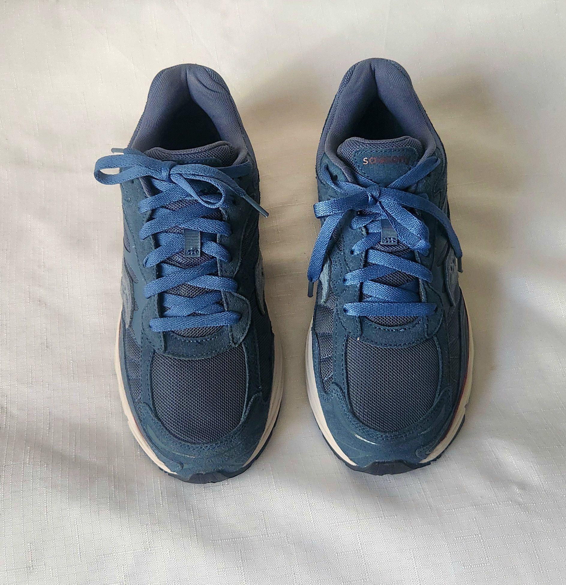 Saucony Saucony Progrid Omni 9 SPC Unisex Navy Blue Burgandy size 9 Size US 9 / EU 42 - 4 Thumbnail
