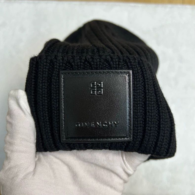 Givenchy Givenchy New Black Beanie 2506-Nextarrow Size ONE SIZE - 3 Thumbnail