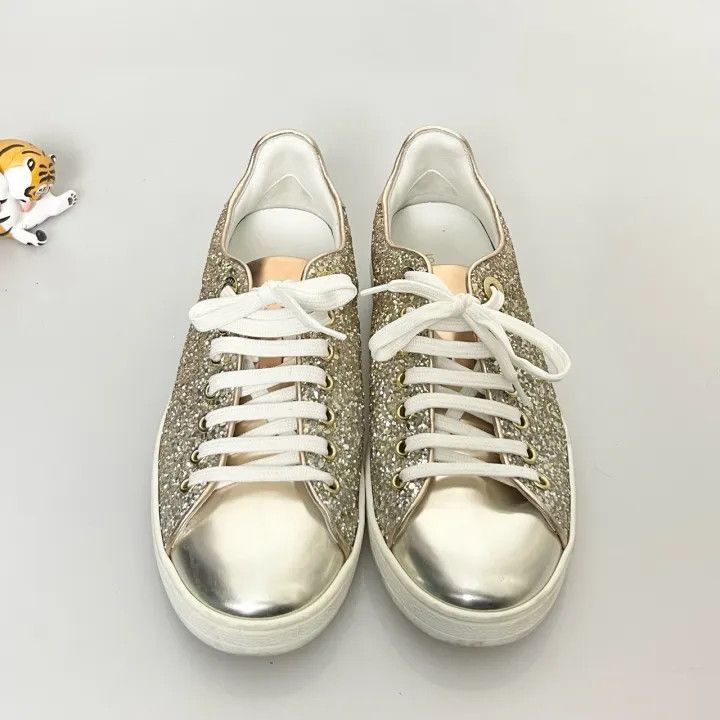 Other Louis Vuitton Glitter Low-Top Sneakers for Men and Women -2 Size US 5.5 / EU 38 - 4 Thumbnail
