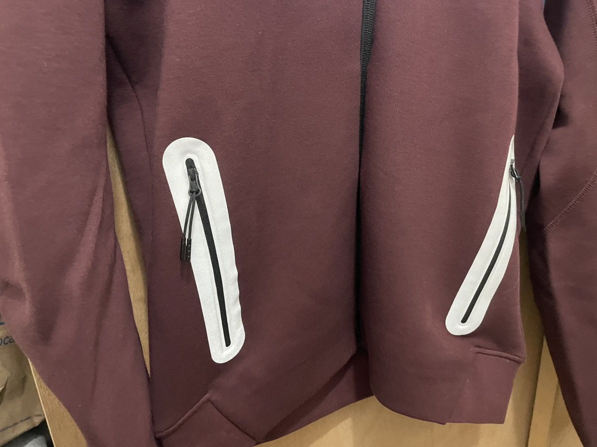 Nike NWT Nike Men M Tech Fleece Windrunner Burgundy Crush Blue Size US M / EU 48-50 / 2 - 5 Thumbnail