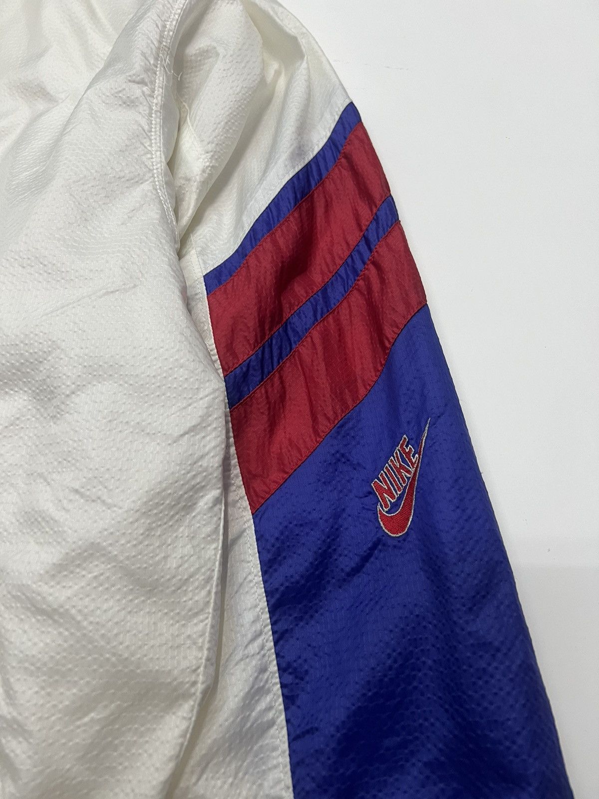 Vintage VINTAGE NIKE ZIPPER JACKET Size US XL / EU 56 / 4 - 5 Thumbnail
