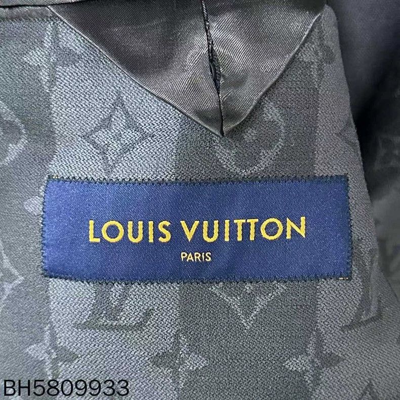 Louis Vuitton Louis Vuitton Co-branded nigo full print blazer Size 46R - 7 Thumbnail
