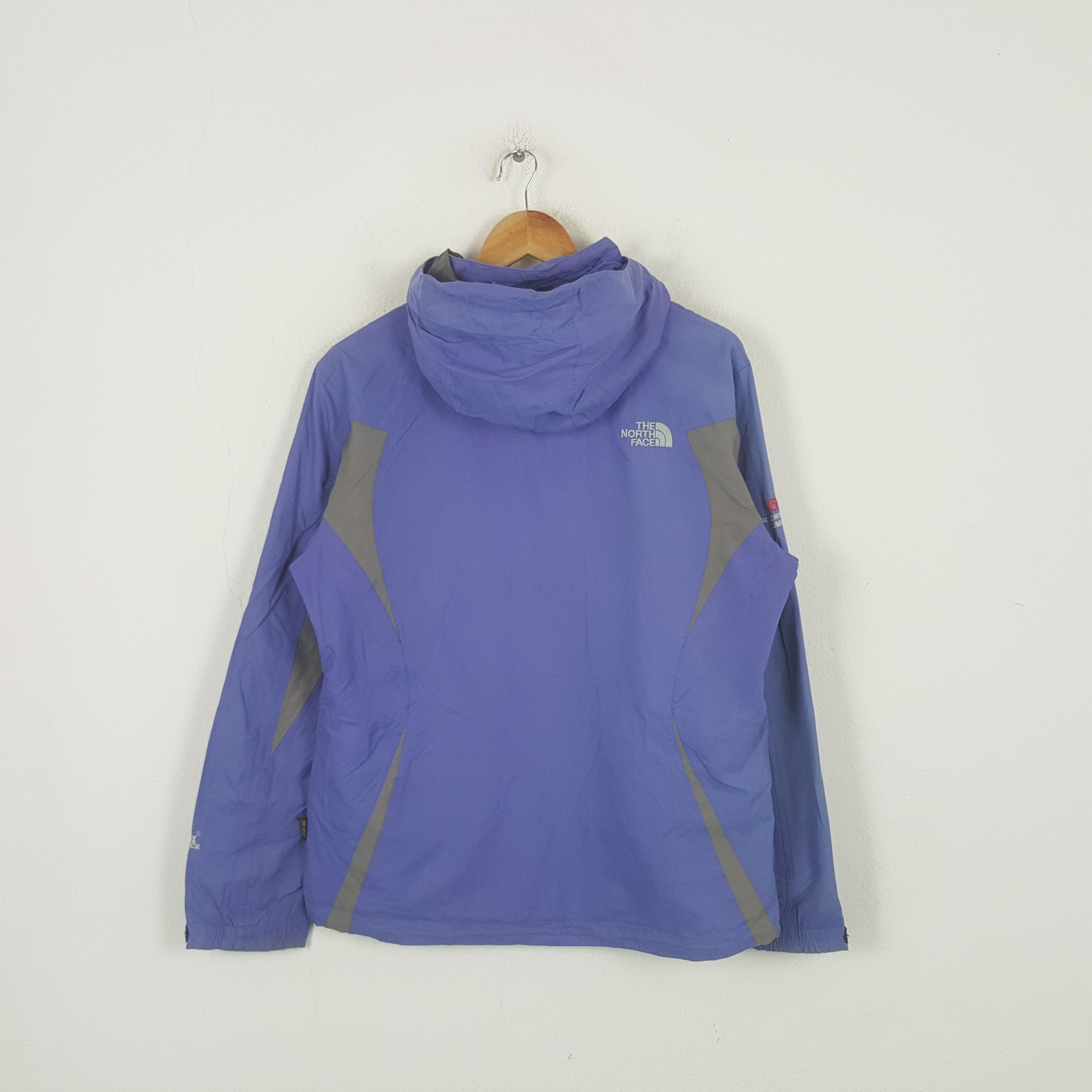 The North Face Vintage The North Face Goretex Outdoor Activity Jacket RR22 Size US M / EU 48-50 / 2 - 3 Thumbnail