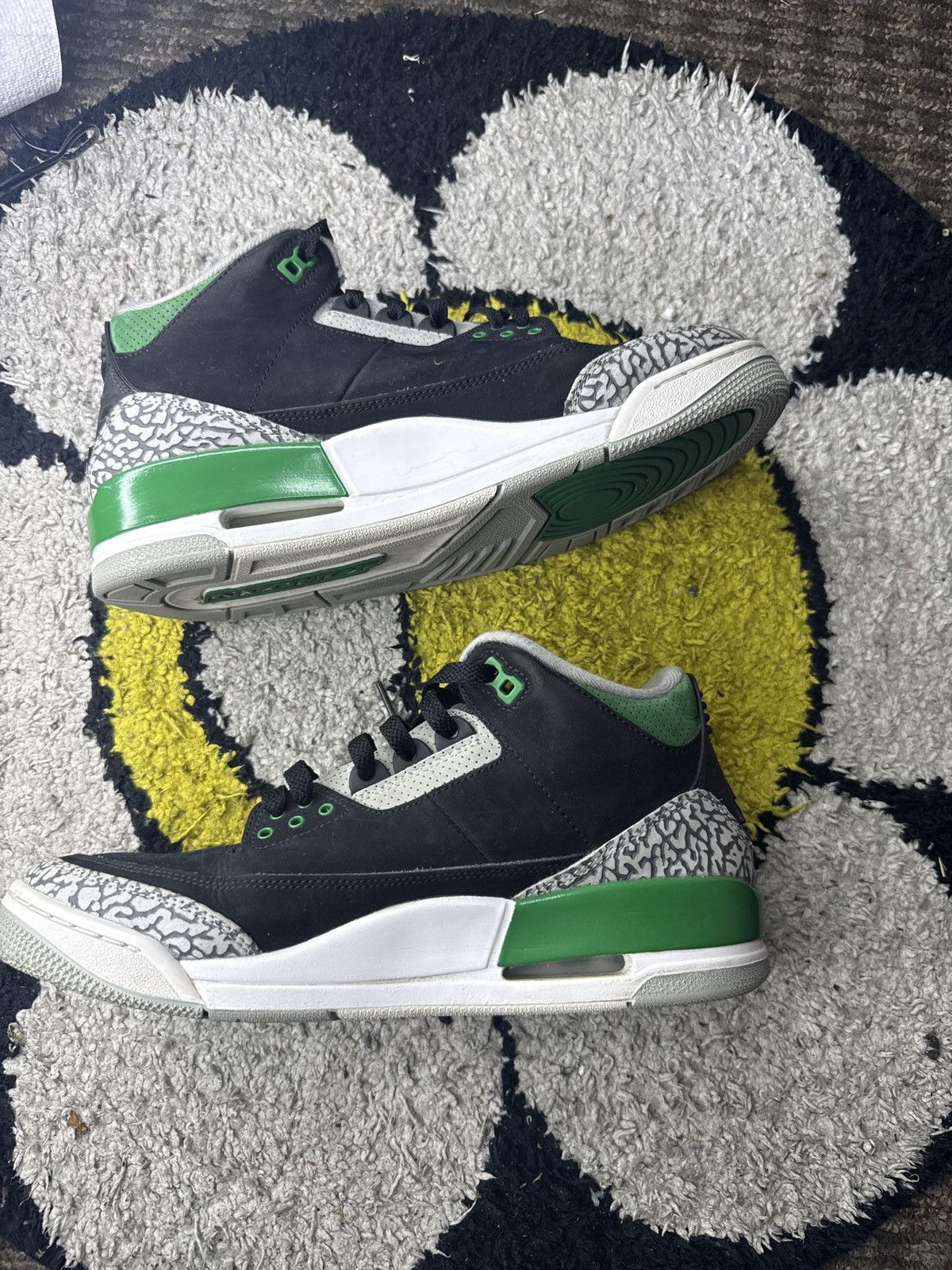 Jordan Brand Air Jordan 3 Retro Pine Green Size US 9.5 / EU 42-43 - 6 Thumbnail