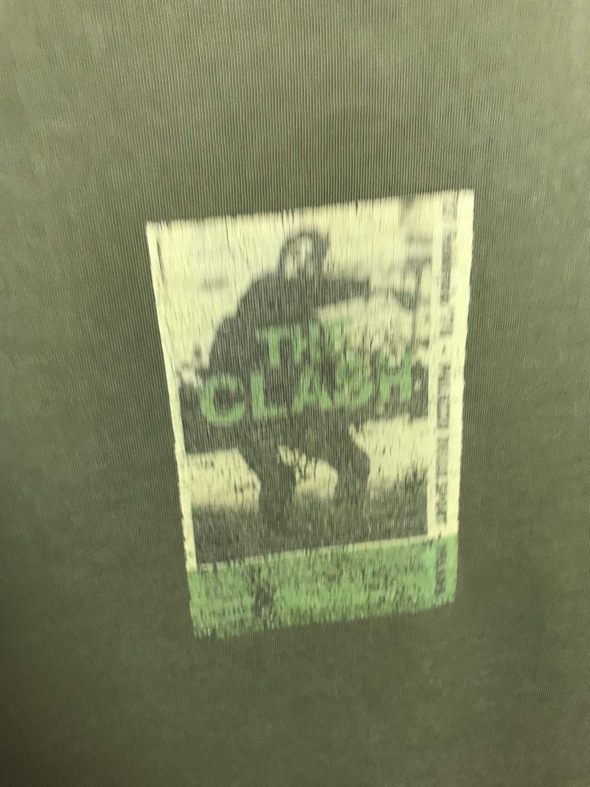 Band Tees Vintage The Clash band rock tee Size US M / EU 48-50 / 2 - 3 Thumbnail