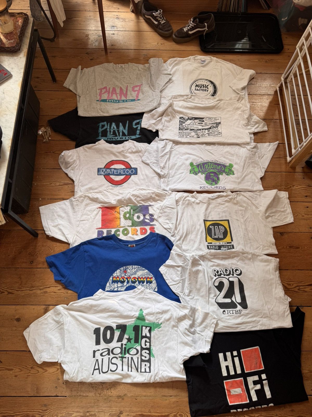 Vintage VINTAGE BUNDLE T-SHIRT Size US XL / EU 56 / 4 - 13 Thumbnail