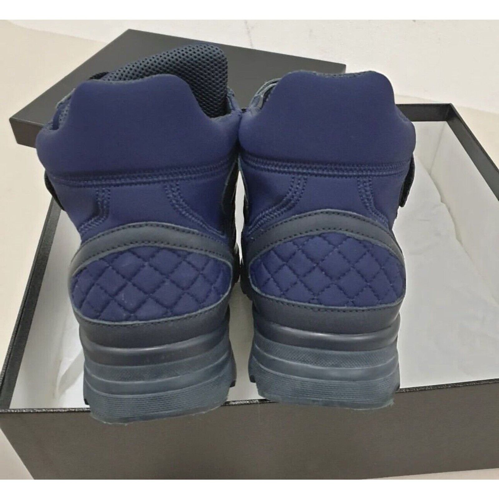Chanel Chanel Interlocking Navy CC Logo Neoprene Sneakers Sz.38.5 Size US 7.5 / IT 37.5 - 4 Thumbnail