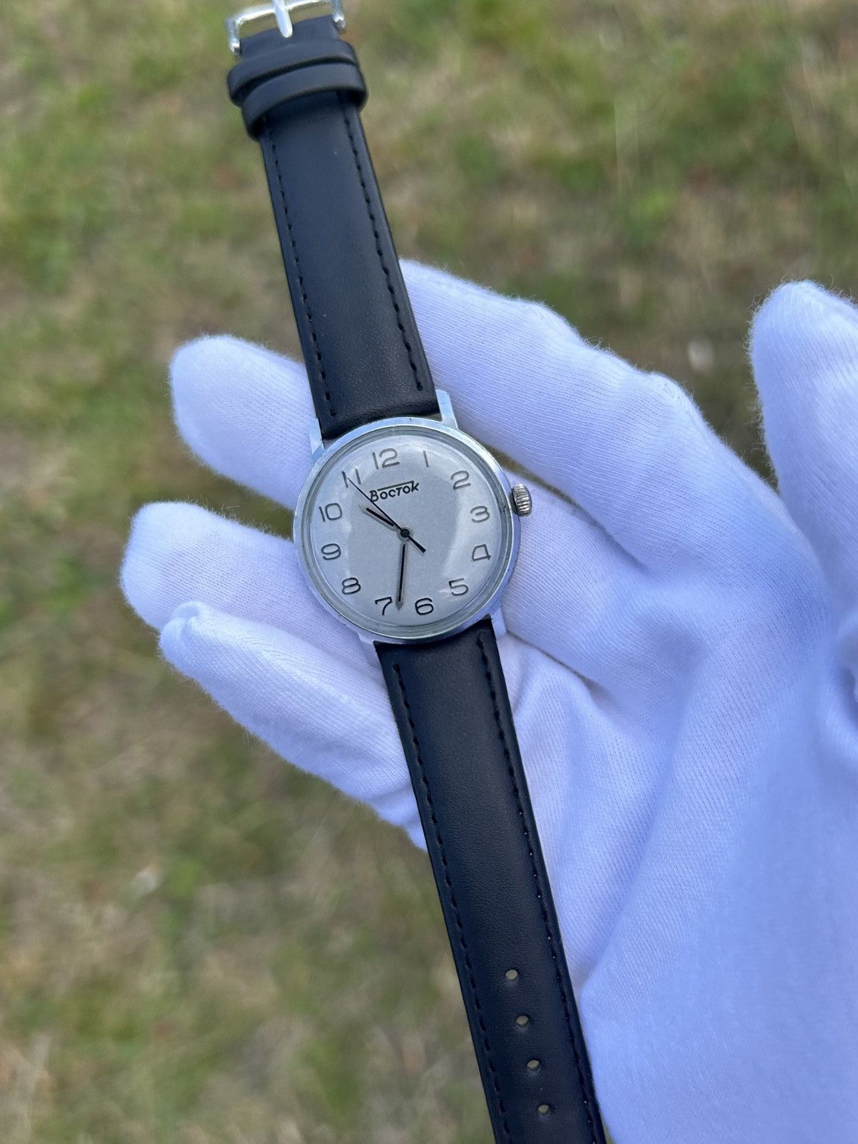 Vintage Vintage Vostok Watch USSR Soviet Mechanical Authentic 1980s Size ONE SIZE - 19 Thumbnail