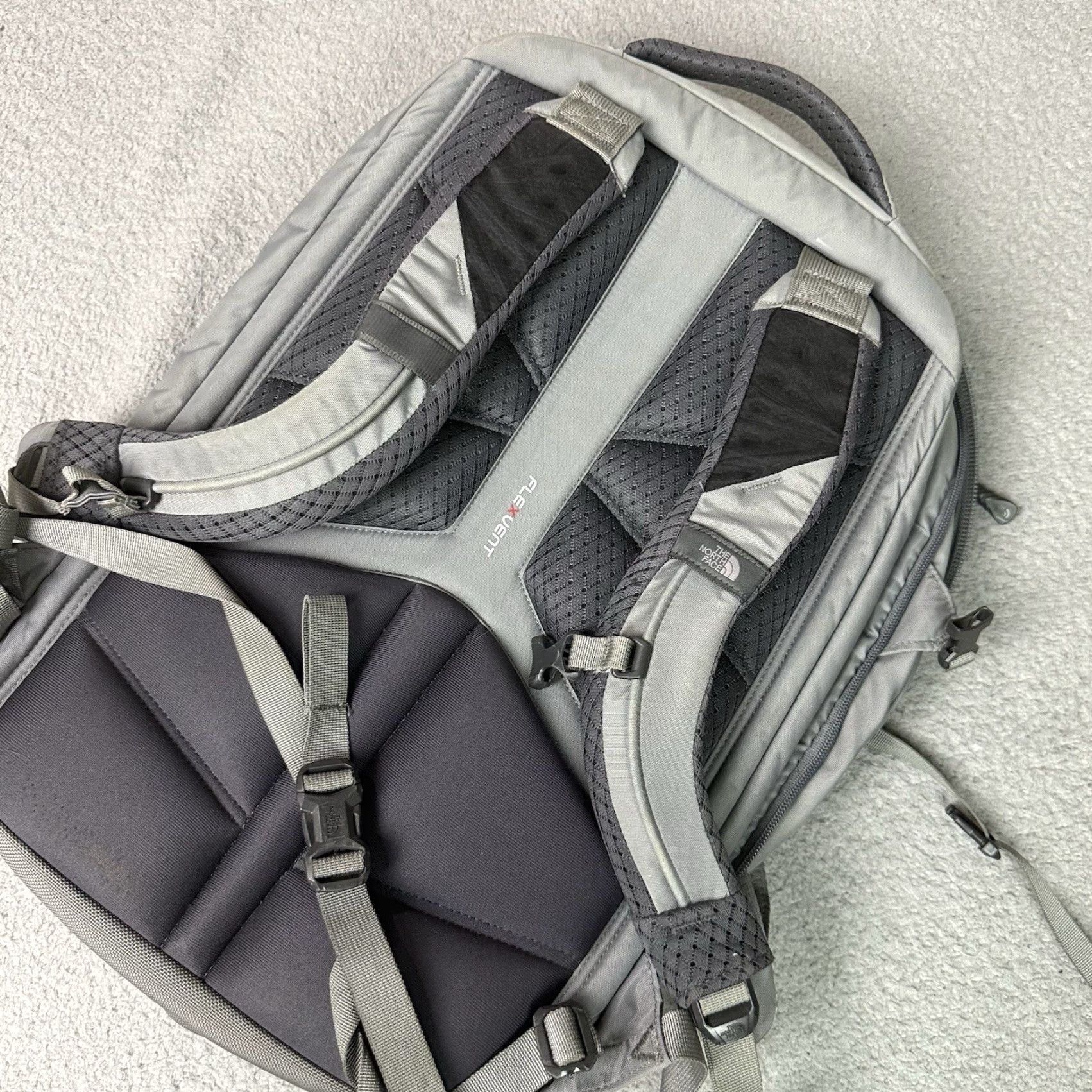 The North Face The North Face Surge Backpack Unisex Adults Gray Medium Nylon Laptop Sleeve/Protection Padded Water Resistant Shoulder Belt Bag 19x13x7 Size ONE SIZE - 4 Thumbnail