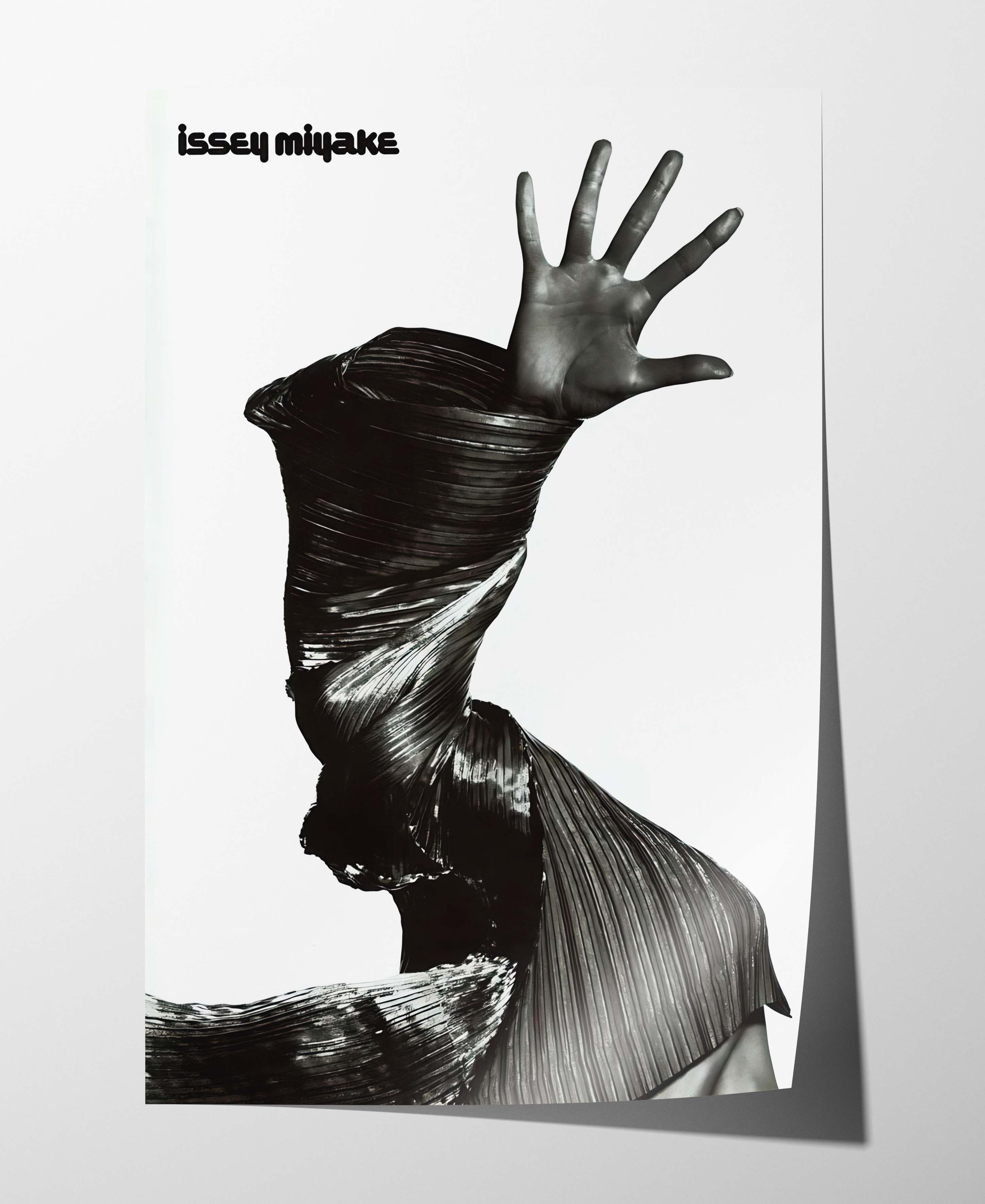 Pleats Please Issey Miyake 90s Issey Miyake Poster Gift Vintage Archive Book Magazine Size ONE SIZE - 1 Thumbnail