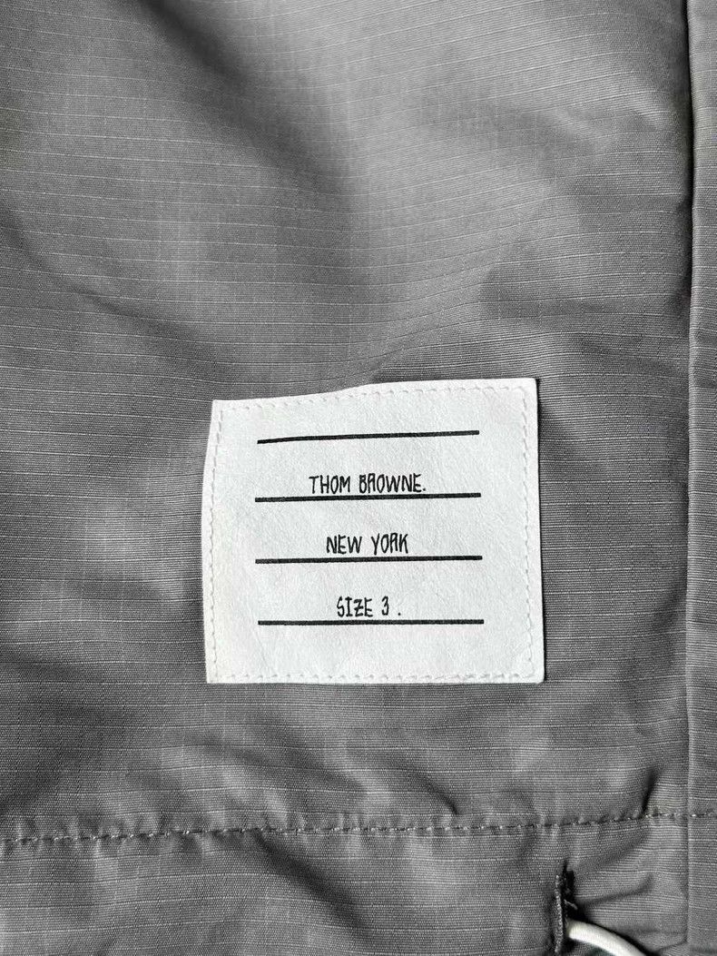 Thom Browne Thom Browne size3 Gray nylon trousers Size US 27 - 4 Thumbnail