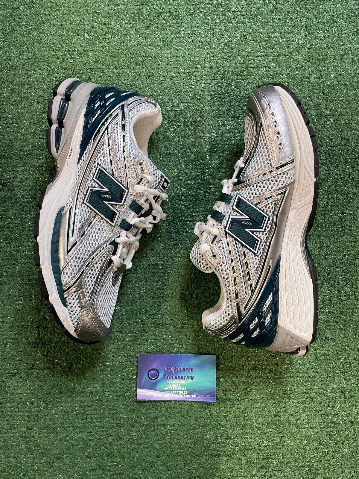 New Balance New Balance 1906R silver metallic deep ocean Size US 7 / EU 40 - 4 Thumbnail