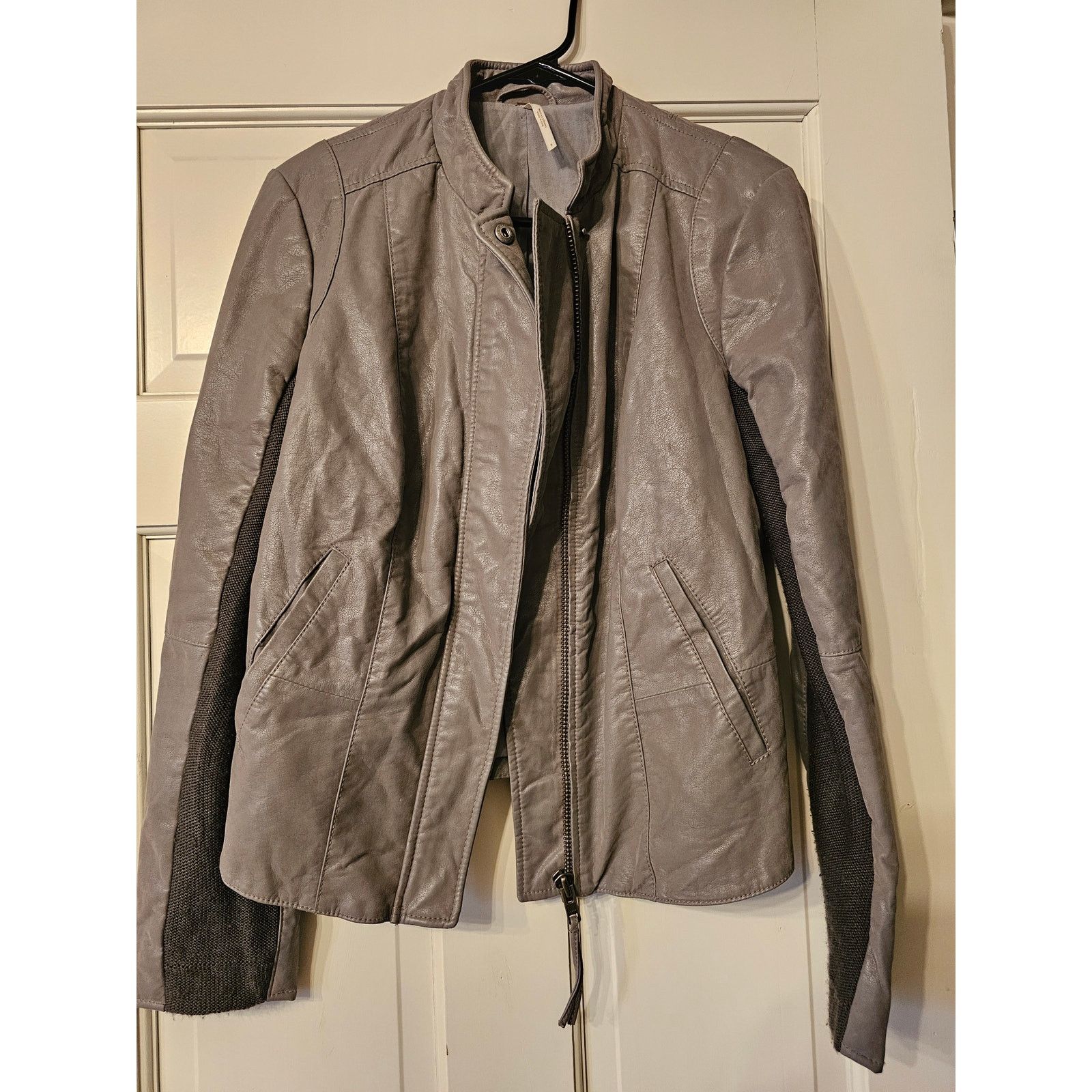 Free People Free People Grey Suede Moto Jacket Size 8 Size M / US 6-8 / IT 42-44 - 1 Thumbnail