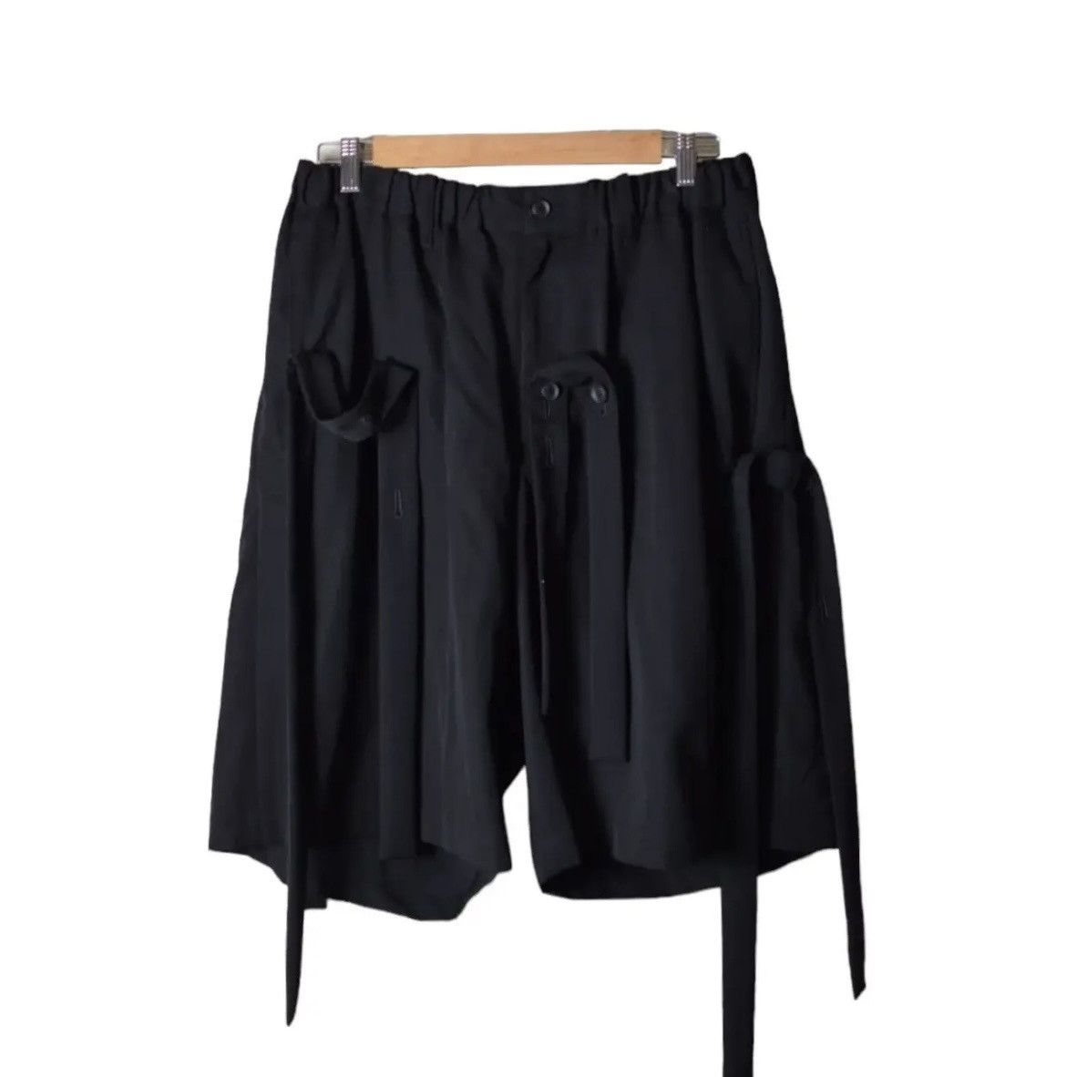 Yohji Yamamoto Yohji Yamamoto pour homme strap shorts Size US 30 / EU 46 - 1 Preview