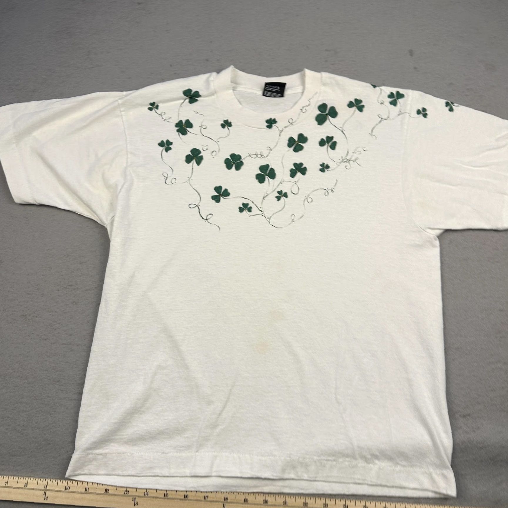 Vintage VINTAGE Screen Stars Best Shirt Mens Large White Shamrock Clover Graphic 90s USA Size US L / EU 52-54 / 3 - 3 Thumbnail