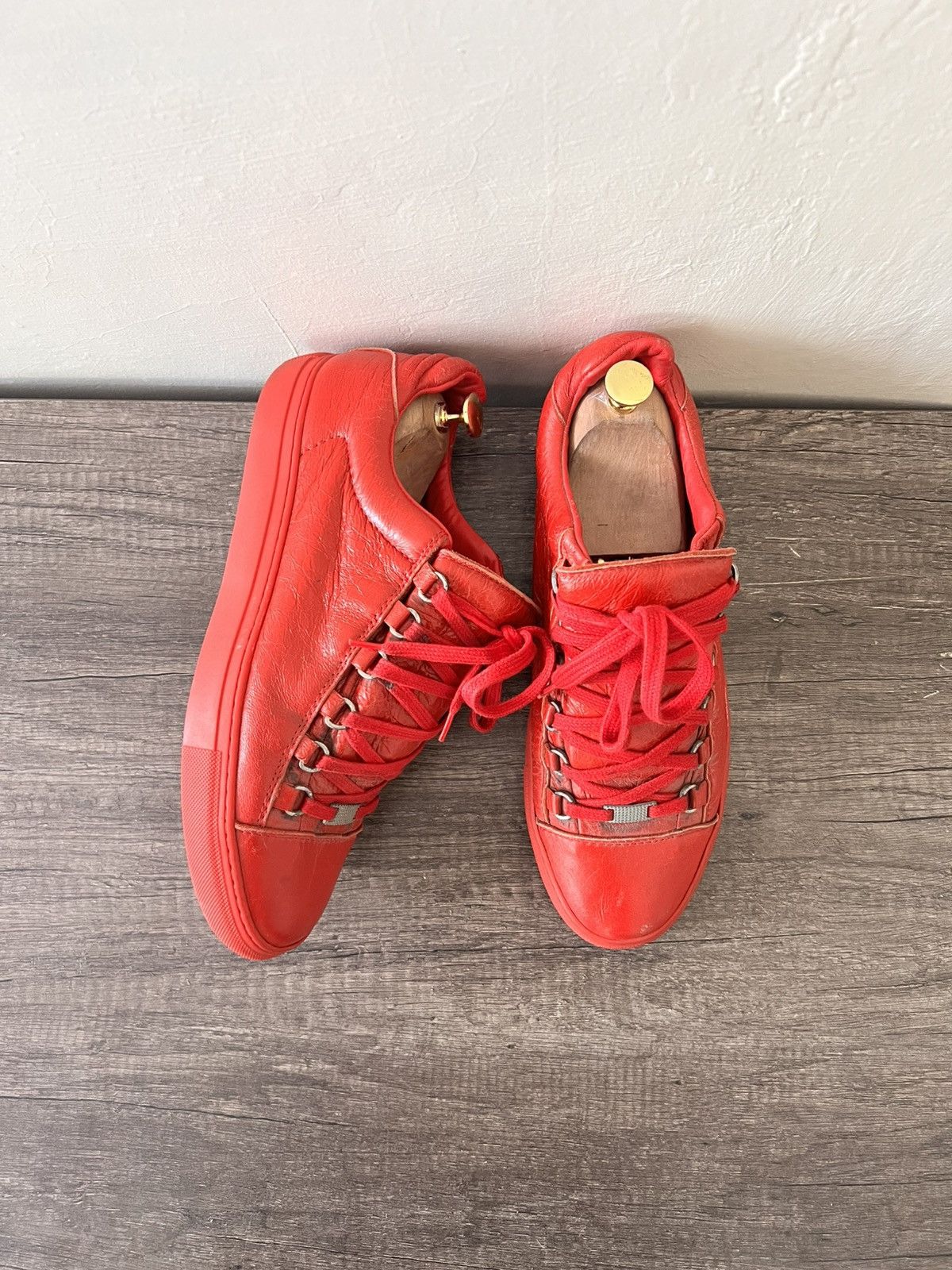 Balenciaga BALENCIAGA ARENA LOW SNEAKERS Size US 8 / EU 41 - 8 Thumbnail